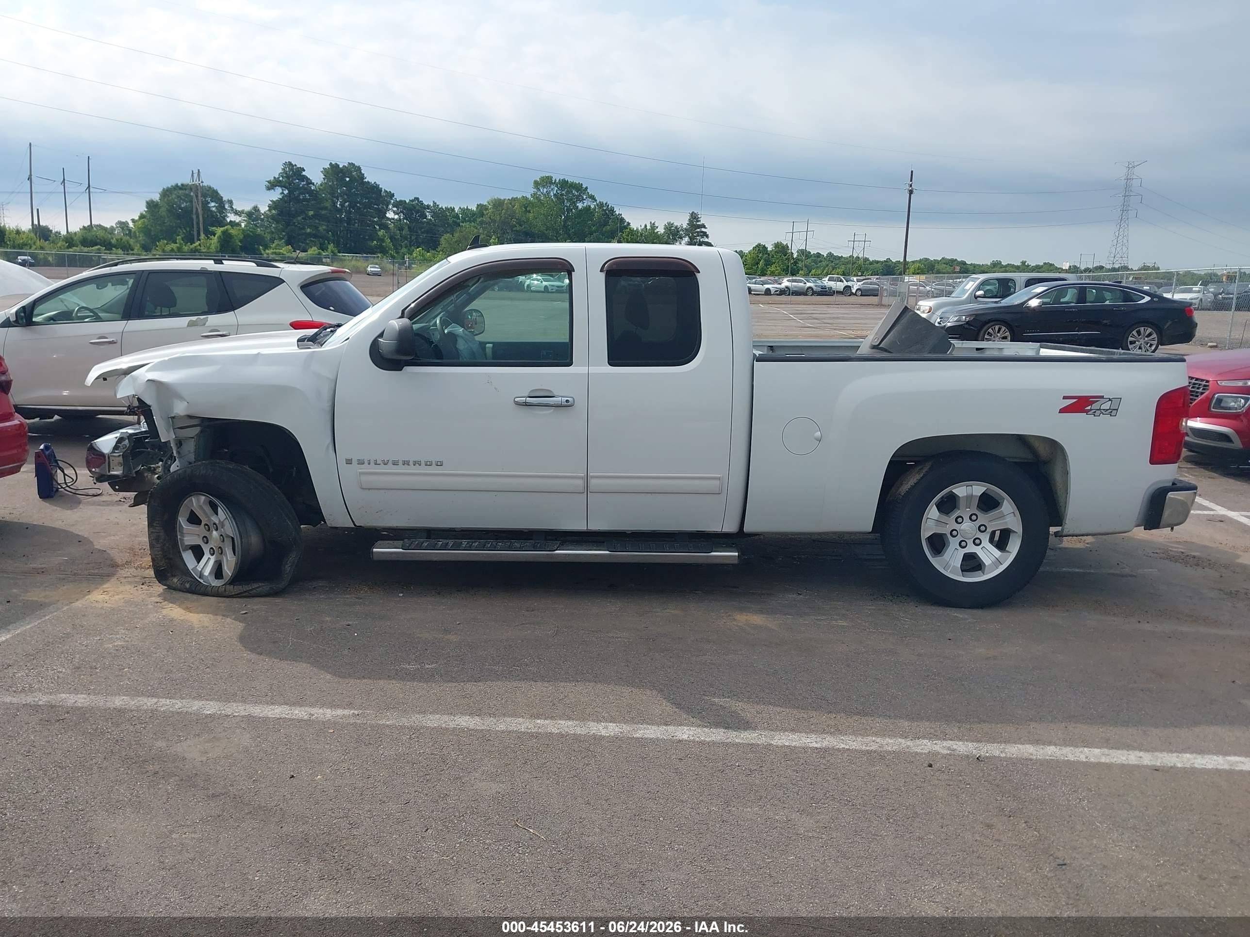 2009 Chevrolet Silverado 1500 Lt White vin: 1GCEK29089Z174941