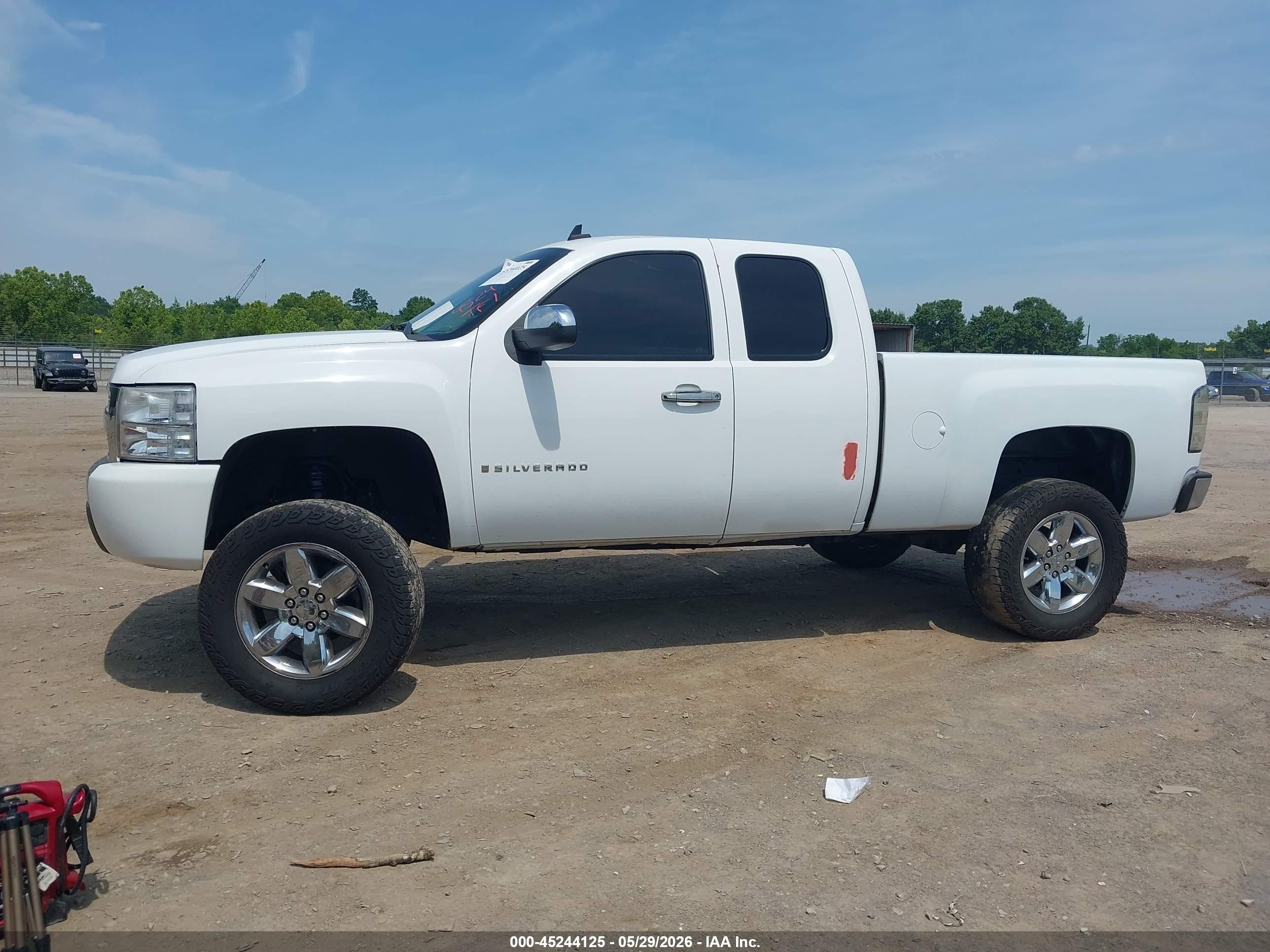 2009 Chevrolet Silverado 1500 Lt White vin: 1GCEK290X9Z129726