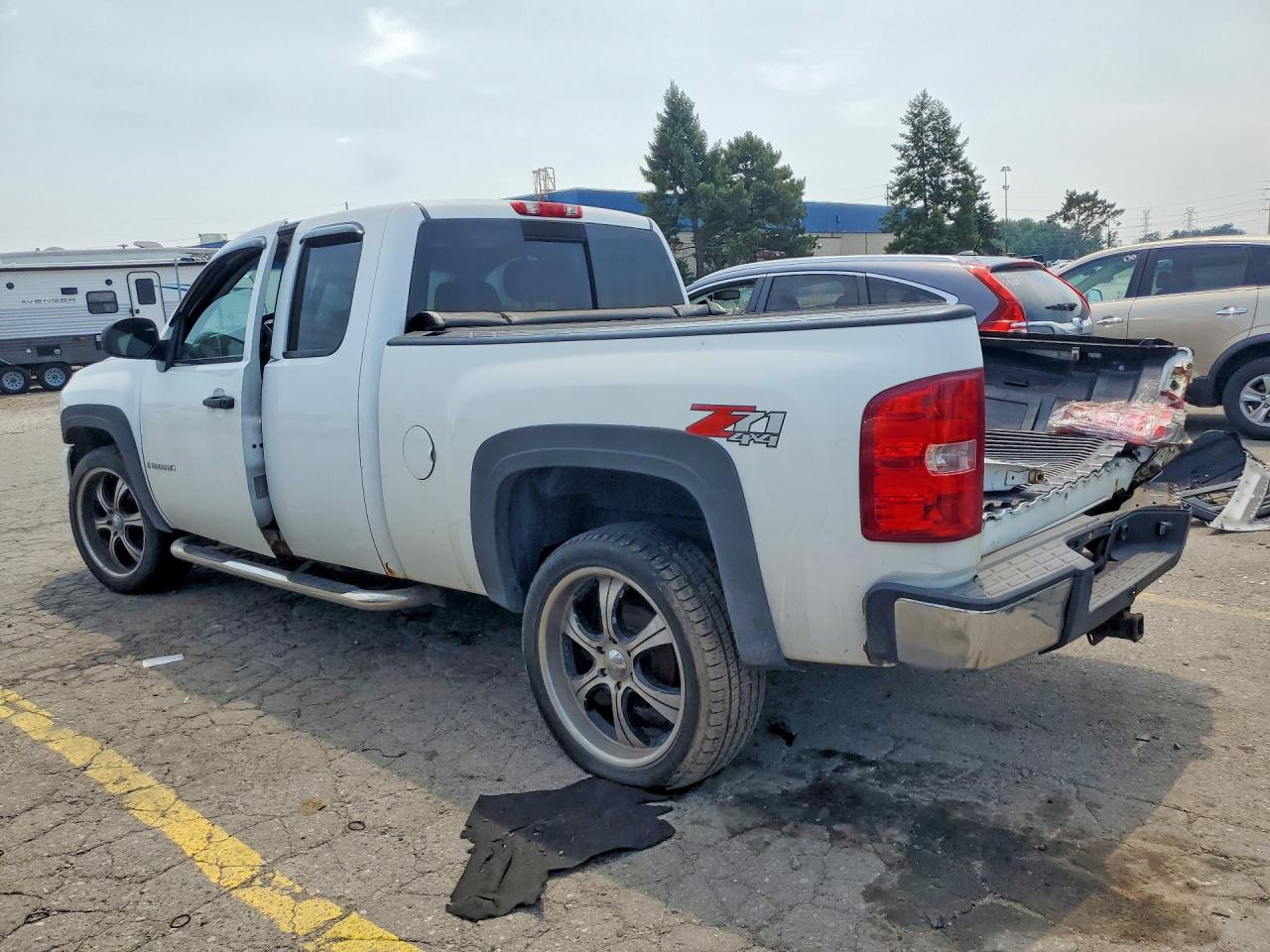 2009 Chevrolet Silverado K1500 Lt Белый vin: 1GCEK29J59Z200291