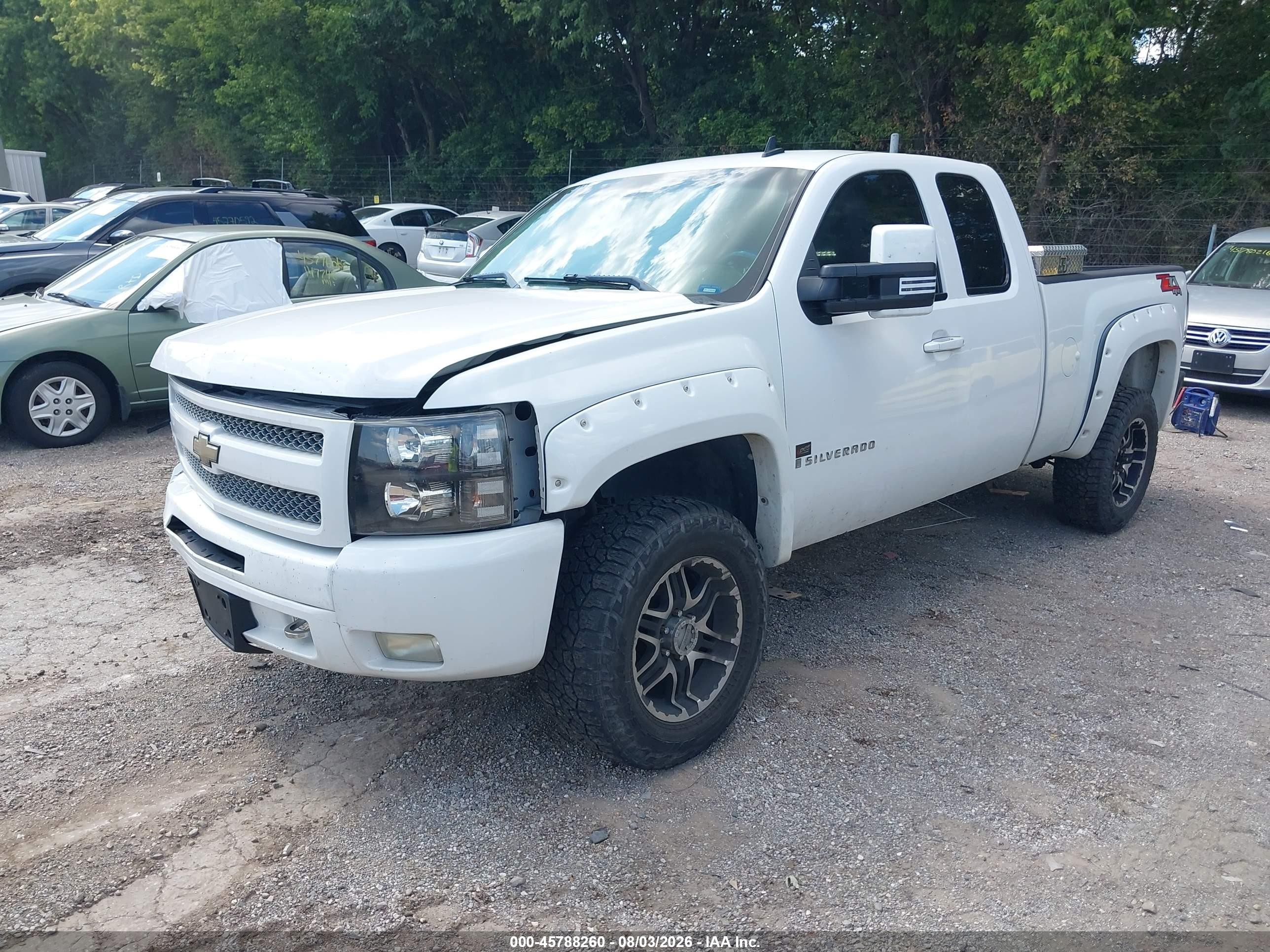 2009 Chevrolet Silverado 1500 Ltz White vin: 1GCEK39029Z215134