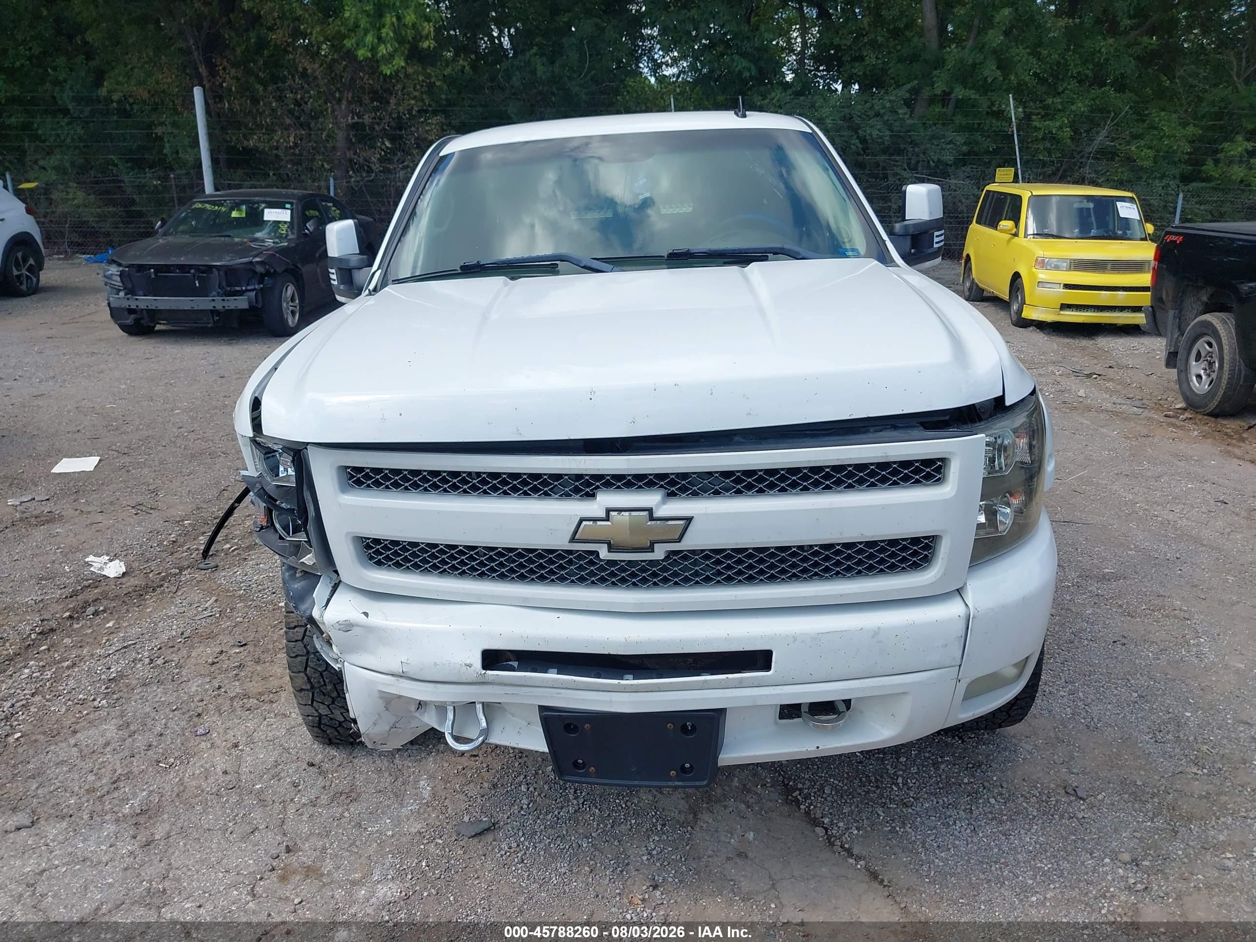 2009 Chevrolet Silverado 1500 Ltz White vin: 1GCEK39029Z215134