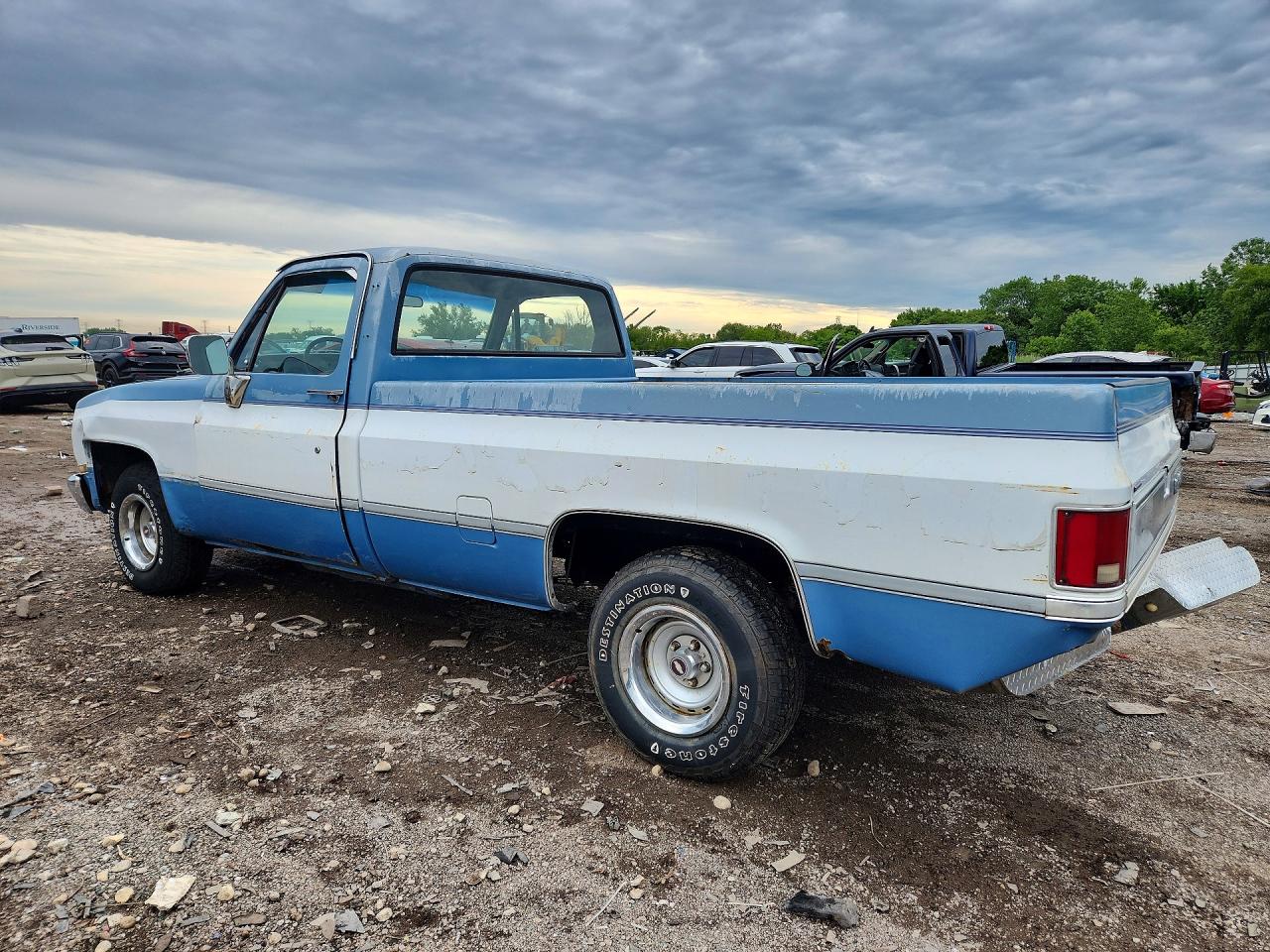 1987 Chevrolet R10 Двухцветный vin: 1GCER14H2HJ106831