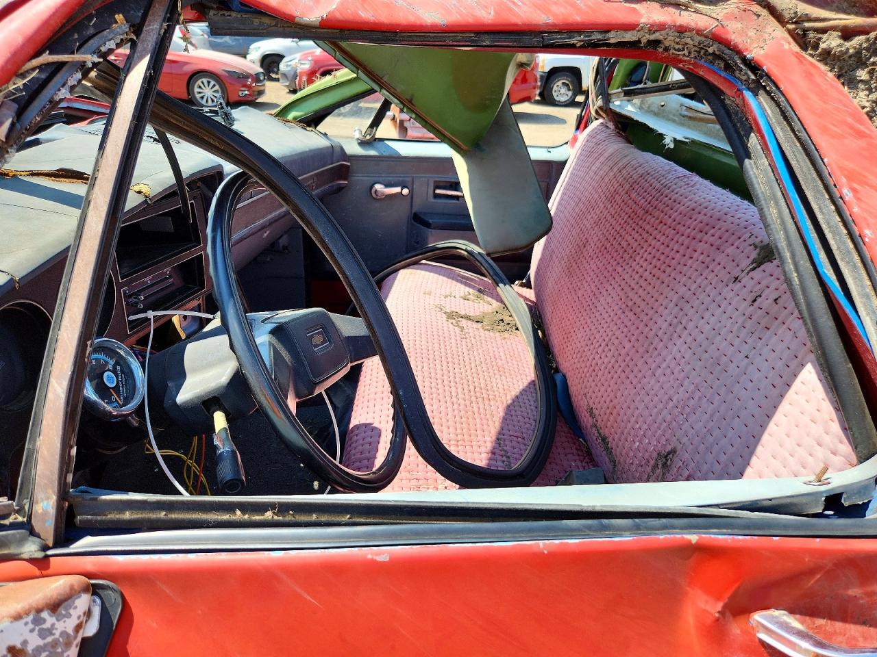 1987 Chevrolet R20 Red vin: 1GCER24Z3HJ133051