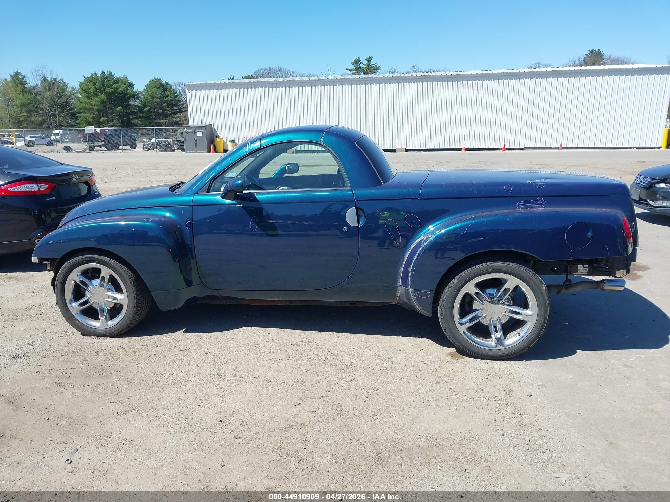 2005 Chevrolet Ssr   Green vin: 1GCES14H05B119488