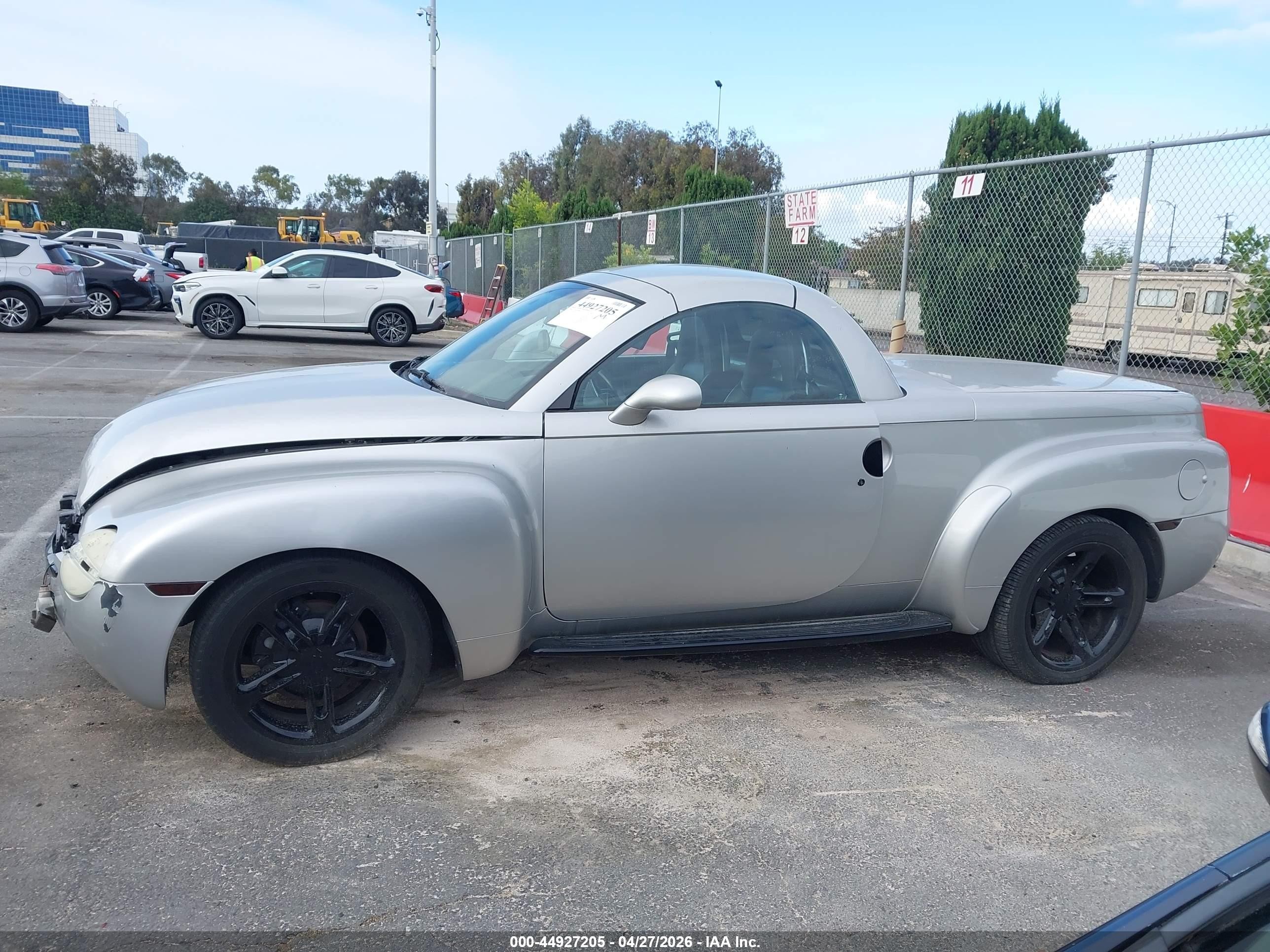 2005 Chevrolet Ssr   Silver vin: 1GCES14H65B116420
