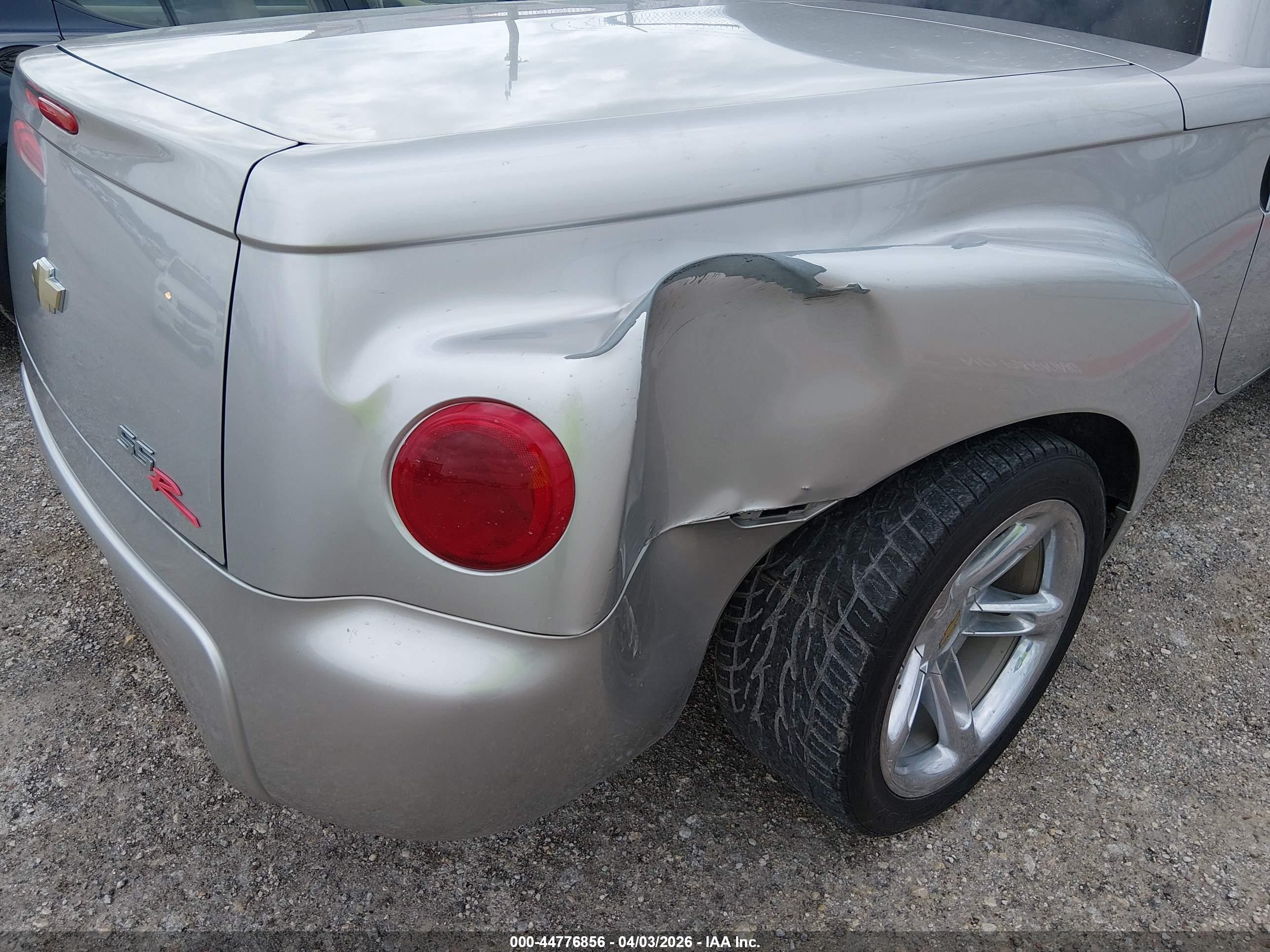 2005 Chevrolet Ssr   Silver vin: 1GCES14H75B114899