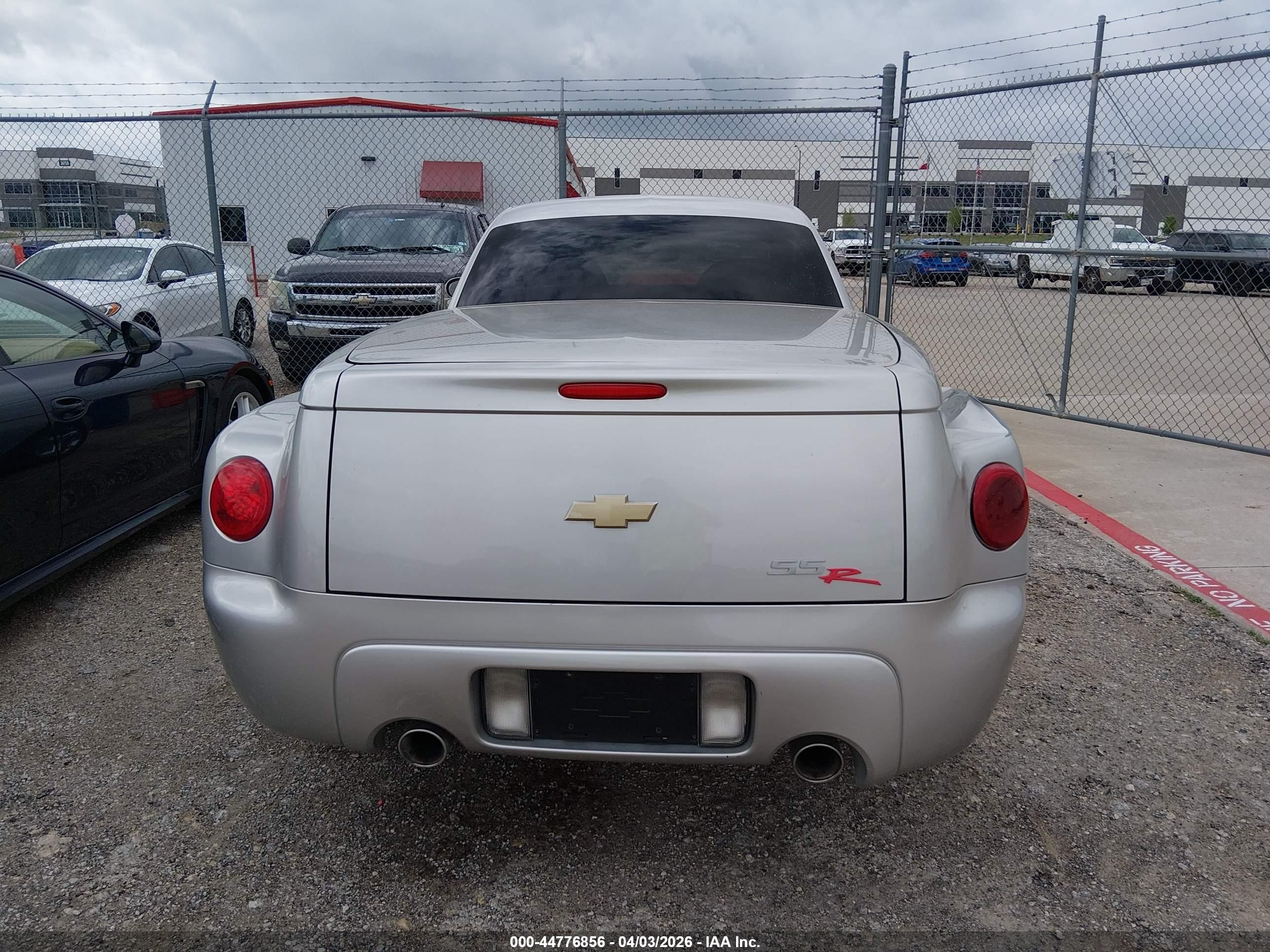 2005 Chevrolet Ssr   Silver vin: 1GCES14H75B114899