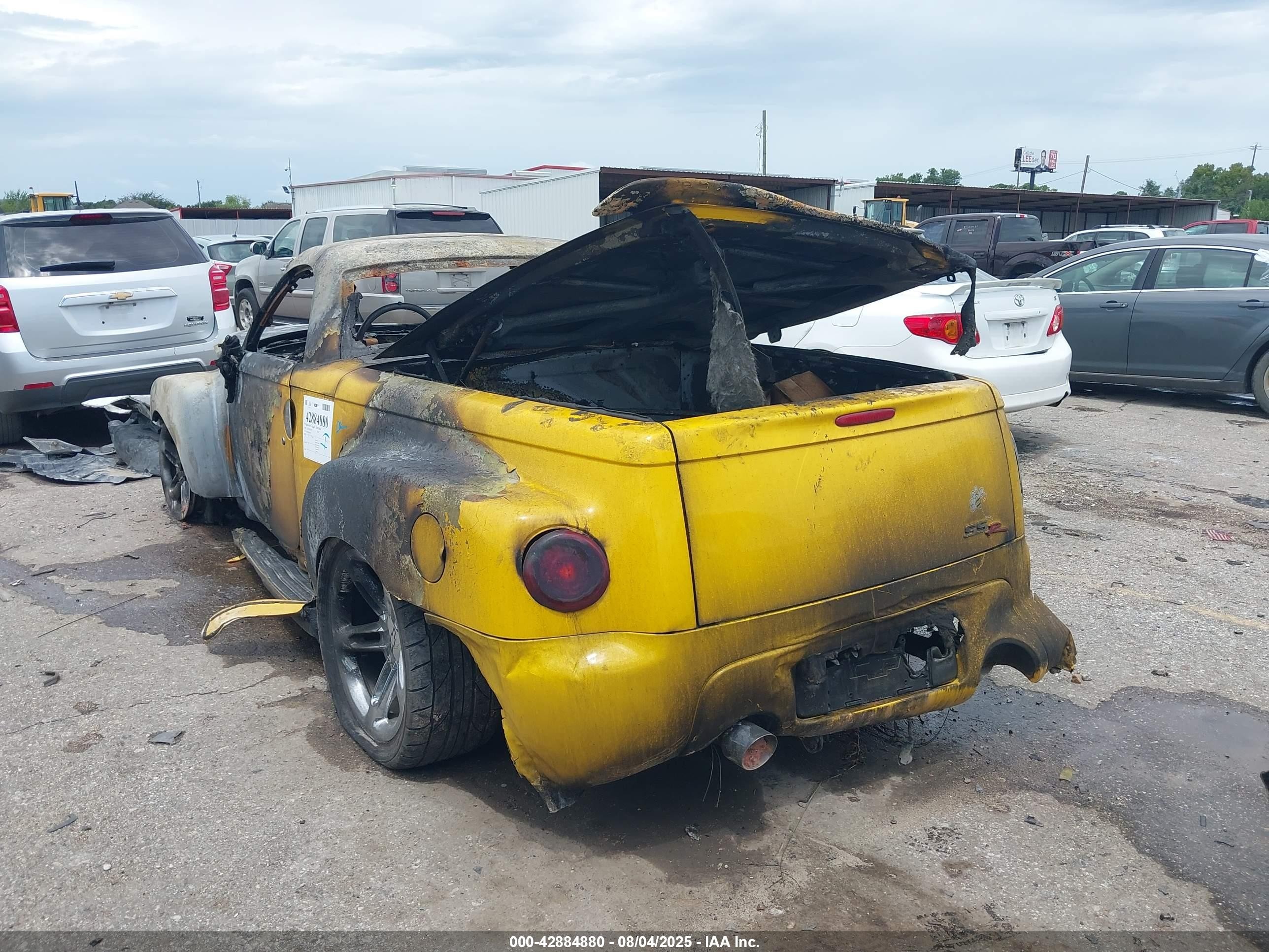 2006 Chevrolet Ssr   Желтый vin: 1GCES14H76B122082