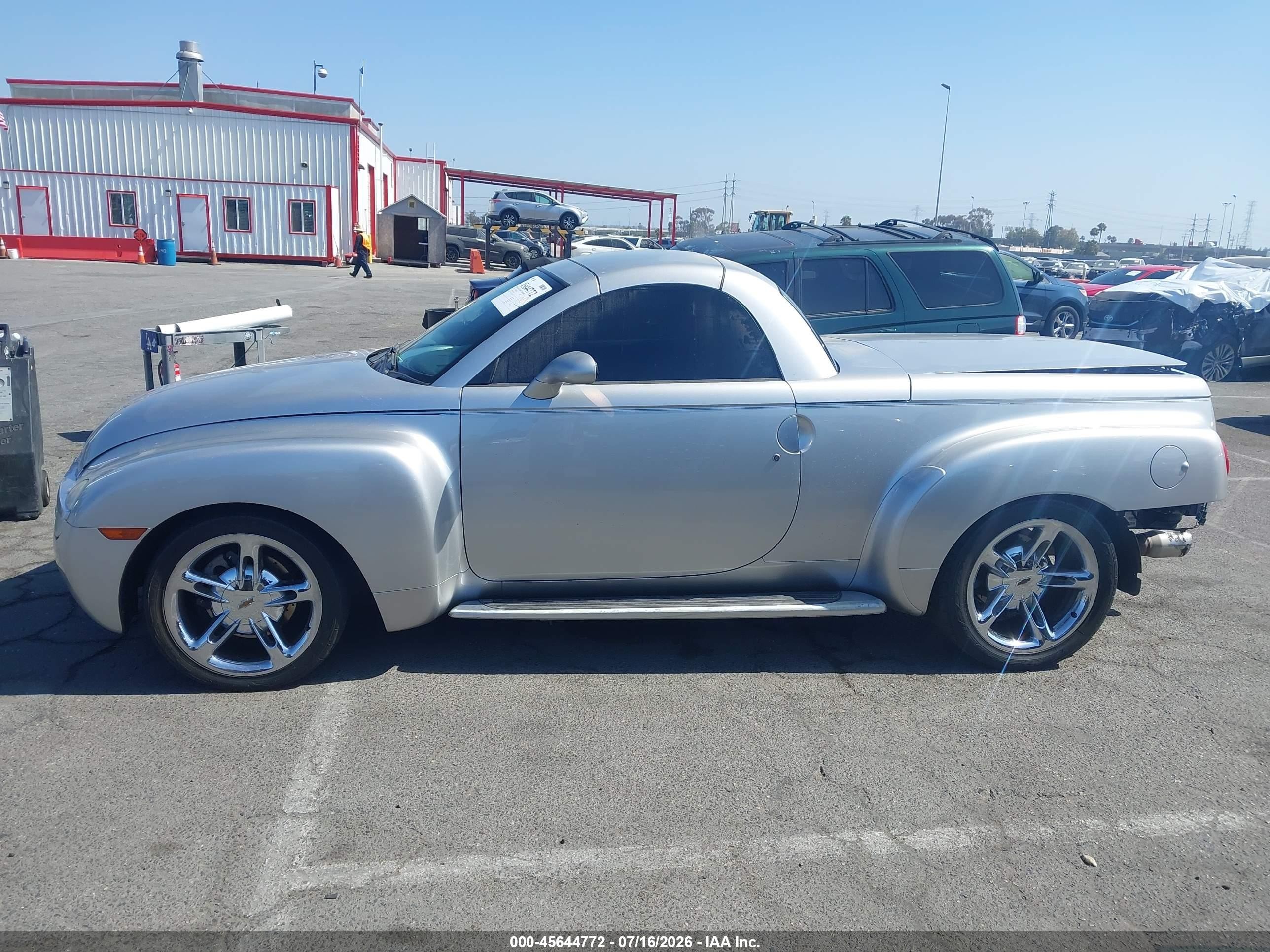 2005 Chevrolet Ssr   Silver vin: 1GCES14H85B117908