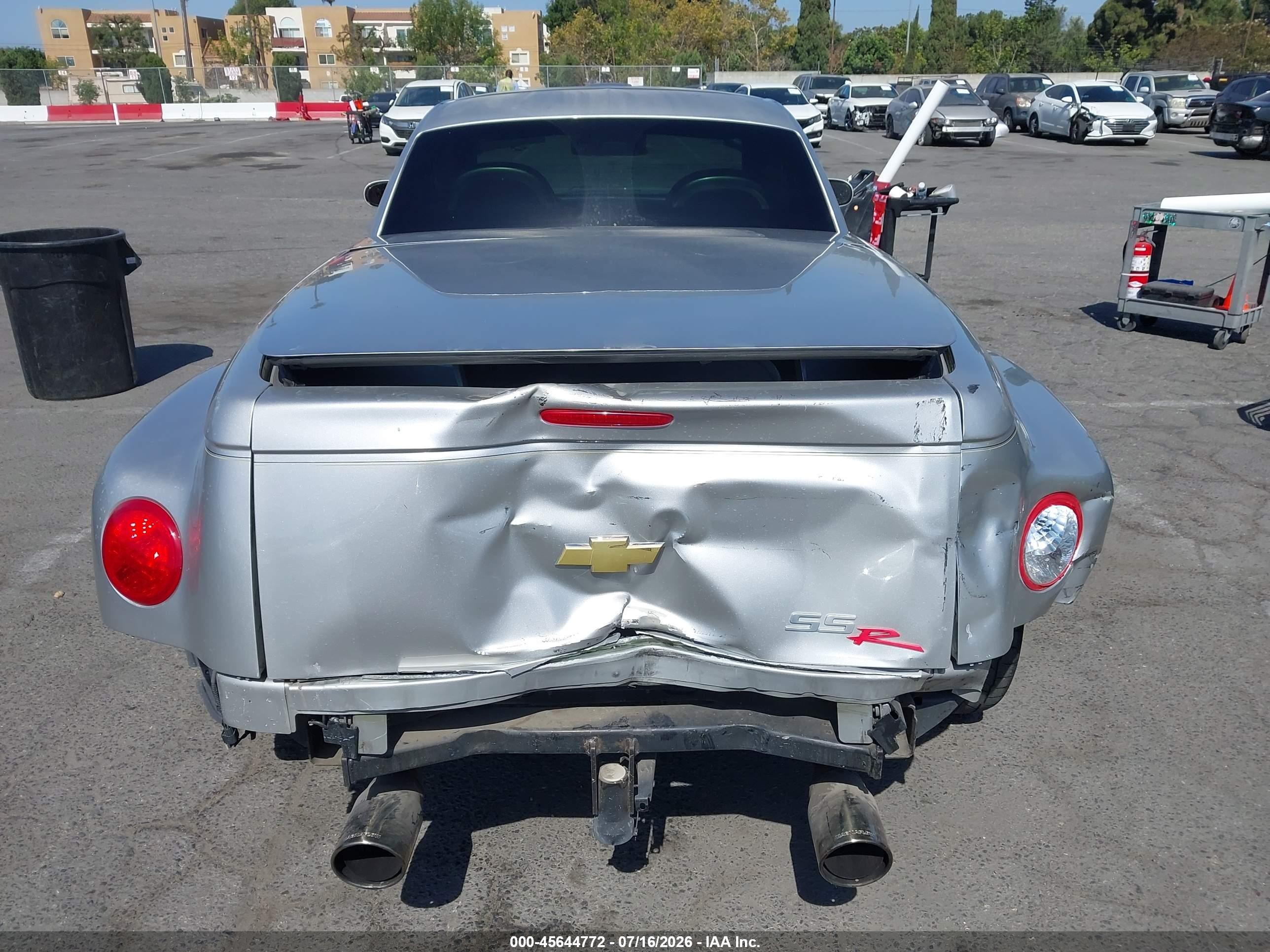 2005 Chevrolet Ssr   Silver vin: 1GCES14H85B117908