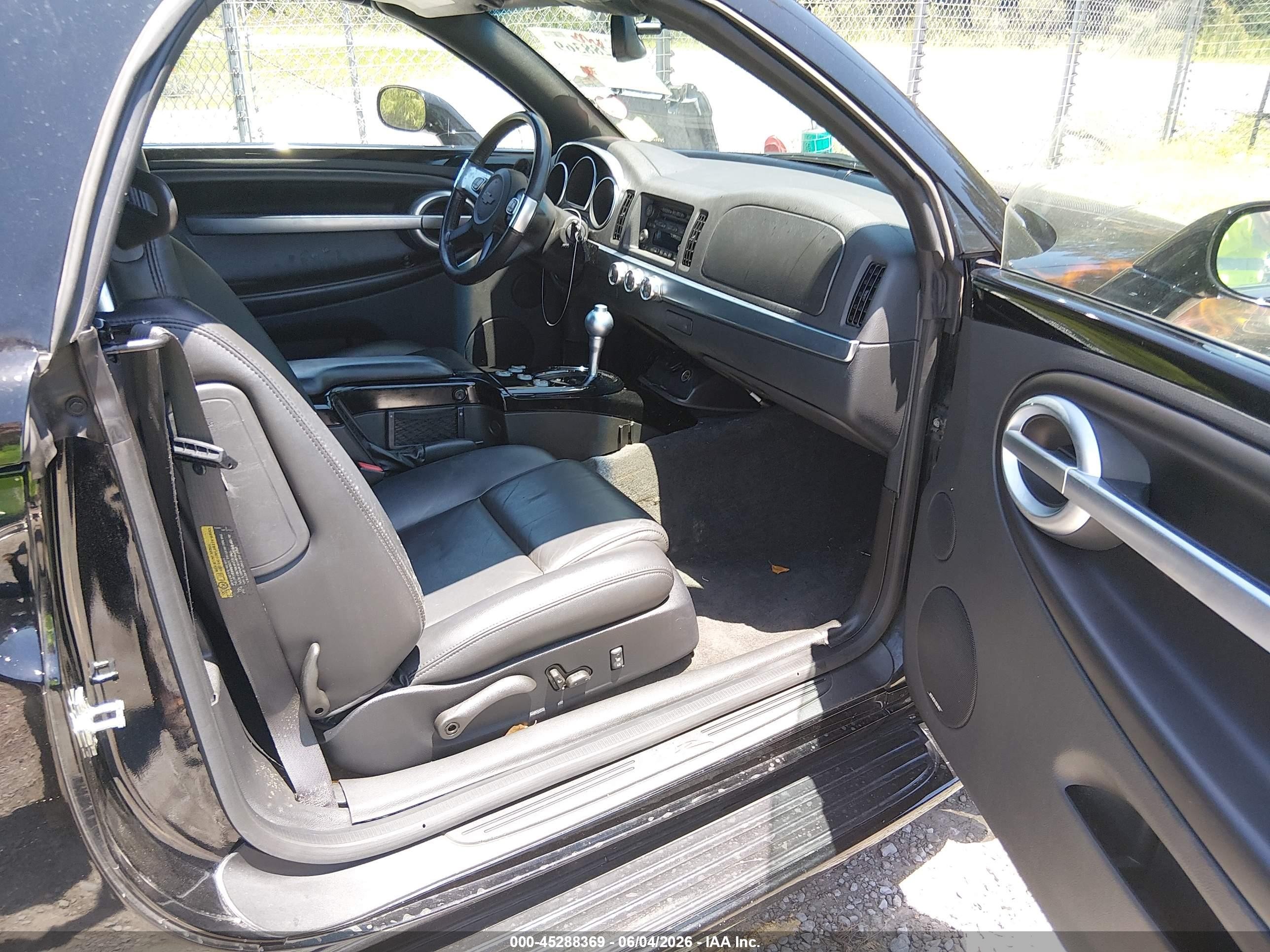 2005 Chevrolet Ssr   Black vin: 1GCES14HX5B114511
