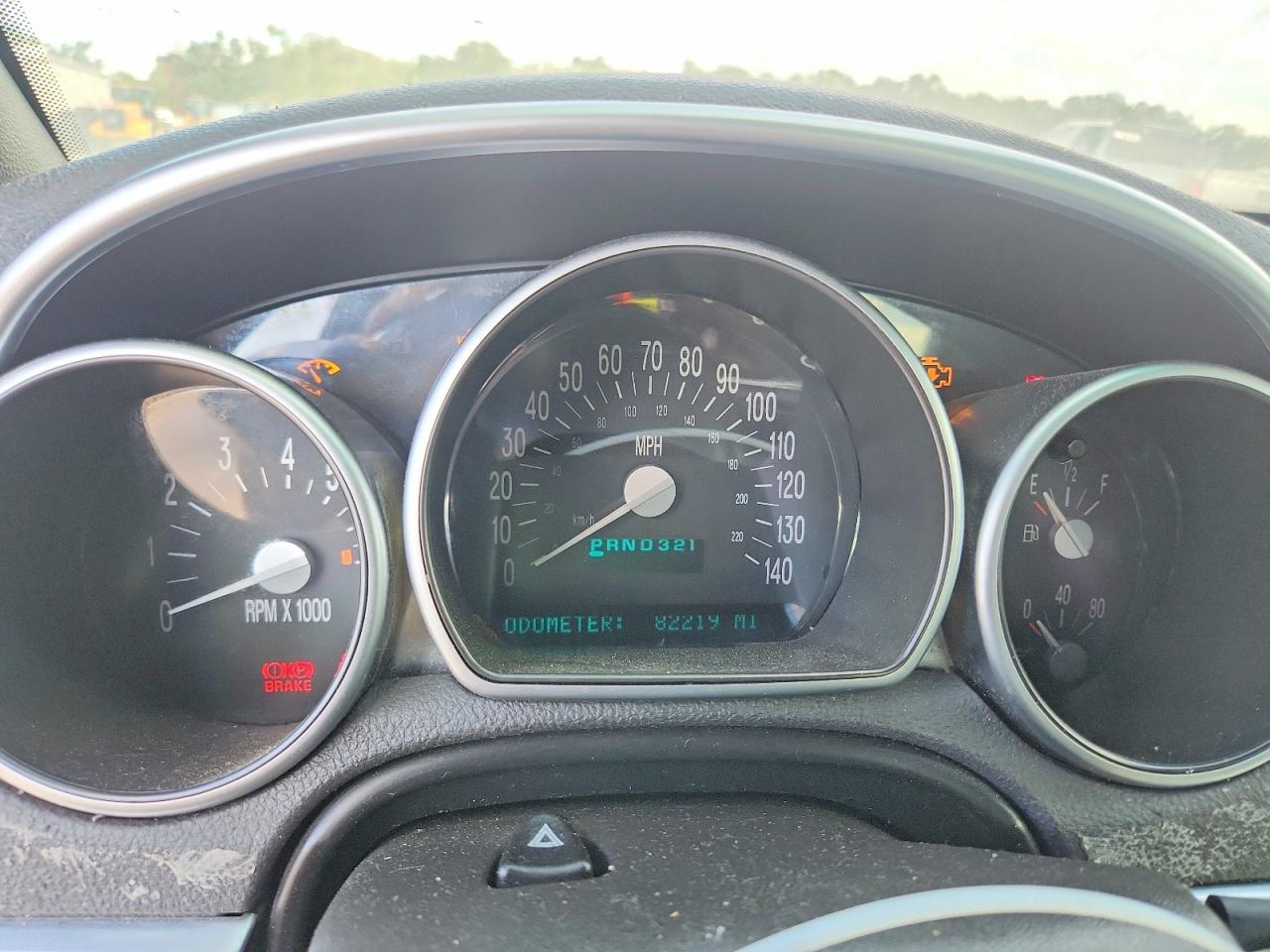 2004 Chevrolet Ssr Серебряный vin: 1GCES14P04B109565