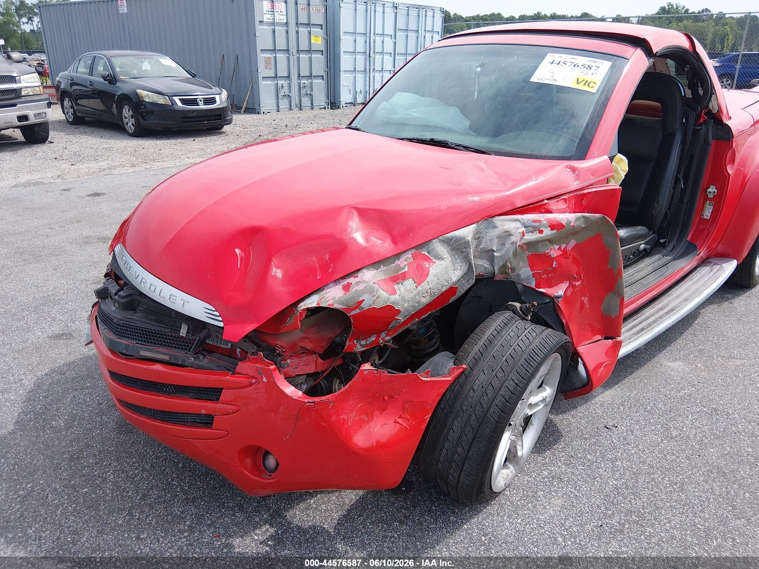 2004 Chevrolet Ssr   Red vin: 1GCES14P34B108474