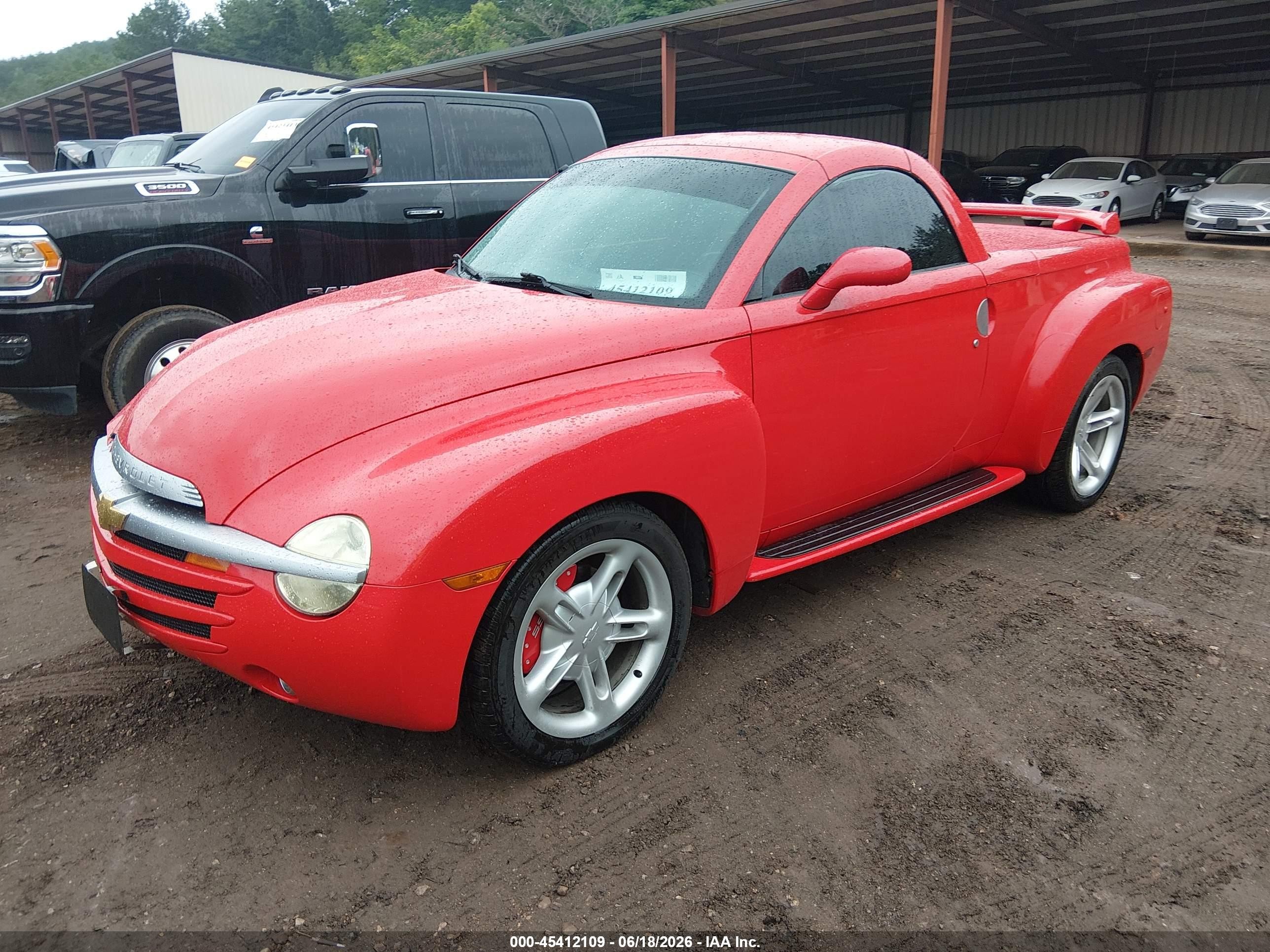 2004 Chevrolet Ssr   Red vin: 1GCES14P44B109066