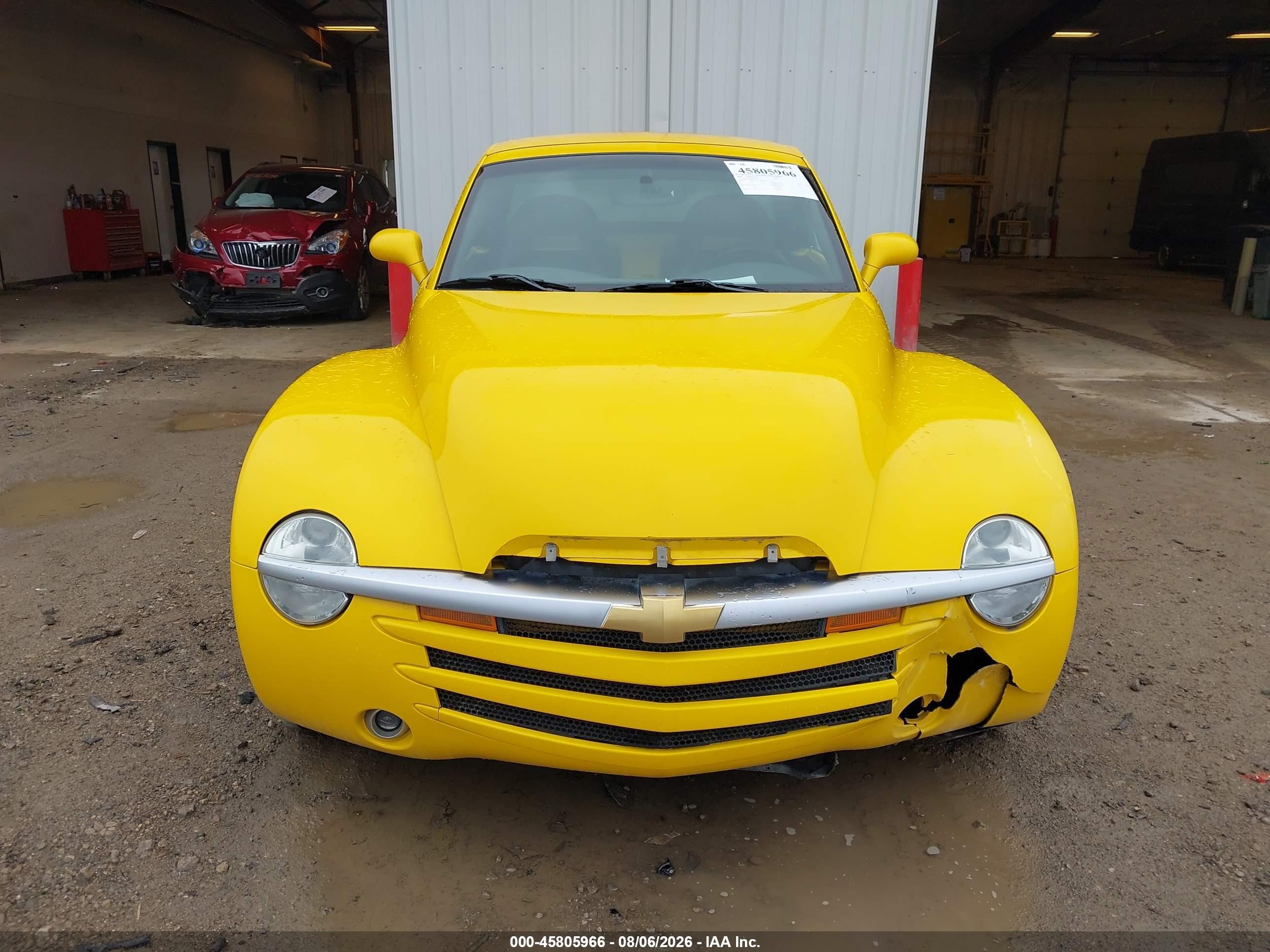 2004 Chevrolet Ssr   Yellow vin: 1GCES14P84B106302