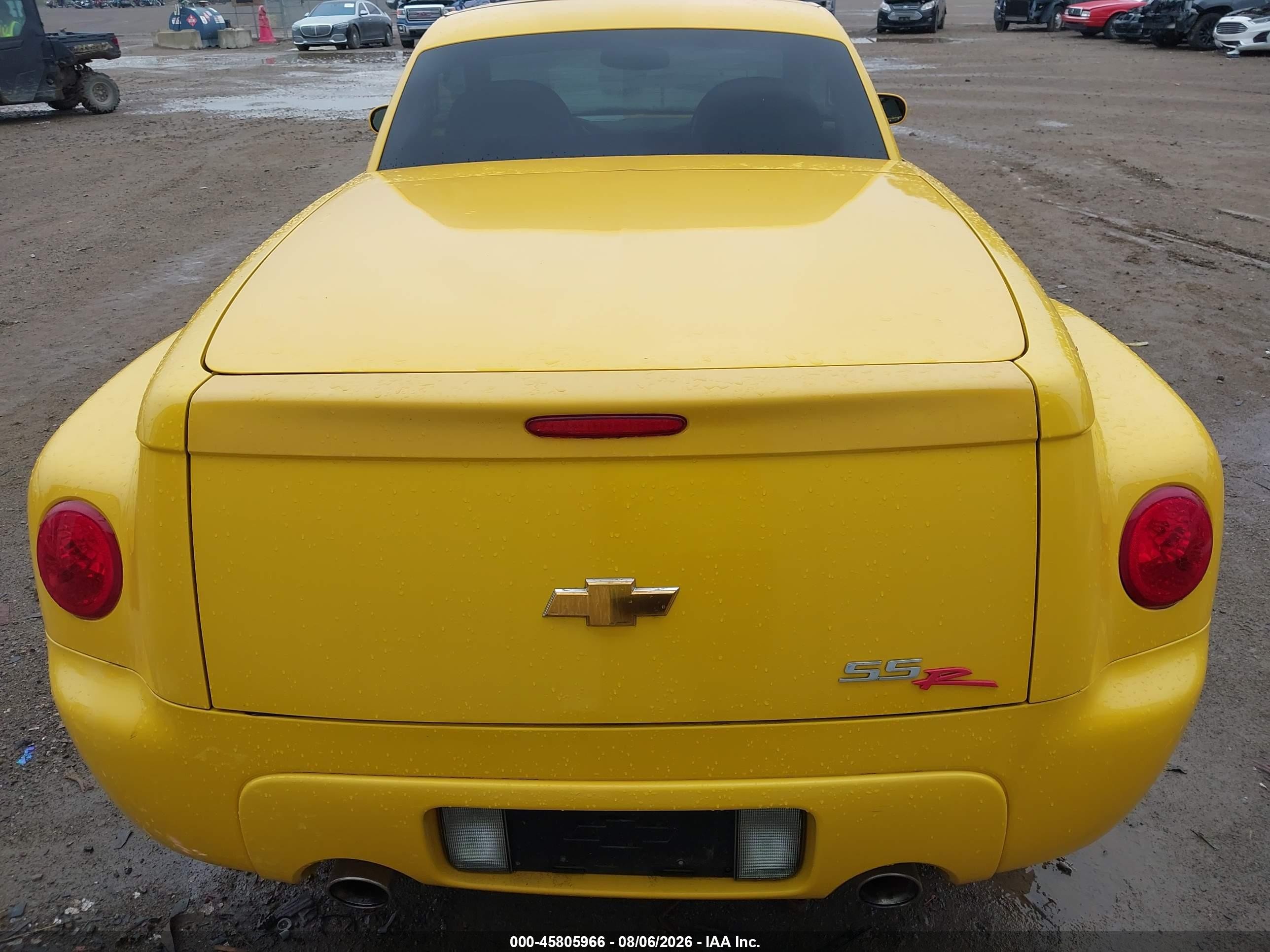 2004 Chevrolet Ssr   Yellow vin: 1GCES14P84B106302