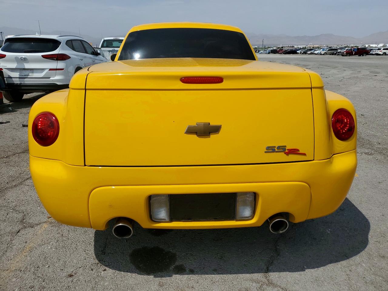 2004 Chevrolet Ssr Золотой vin: 1GCES14P84B111967