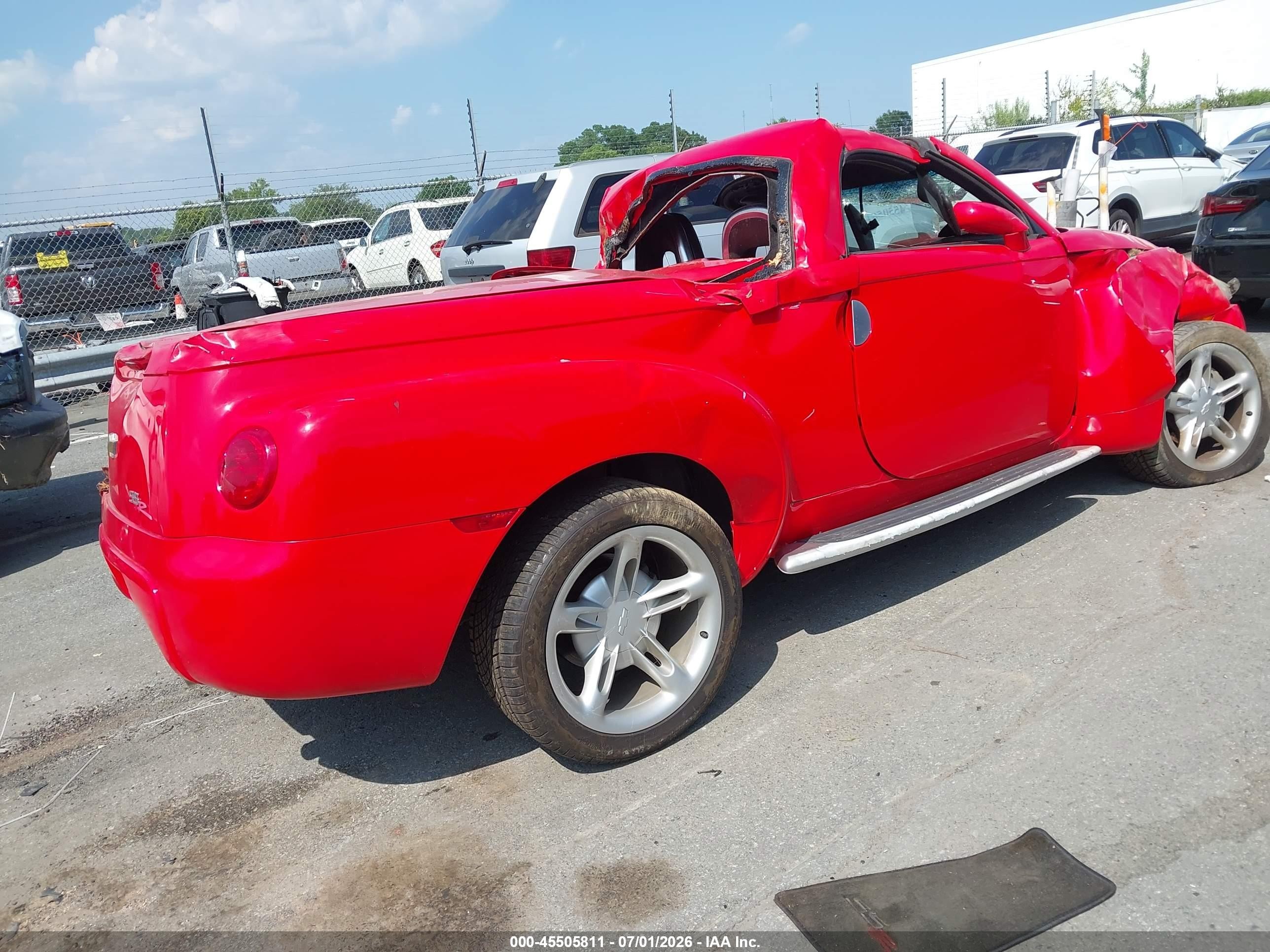 2004 Chevrolet Ssr   Red vin: 1GCES14PX4B111467