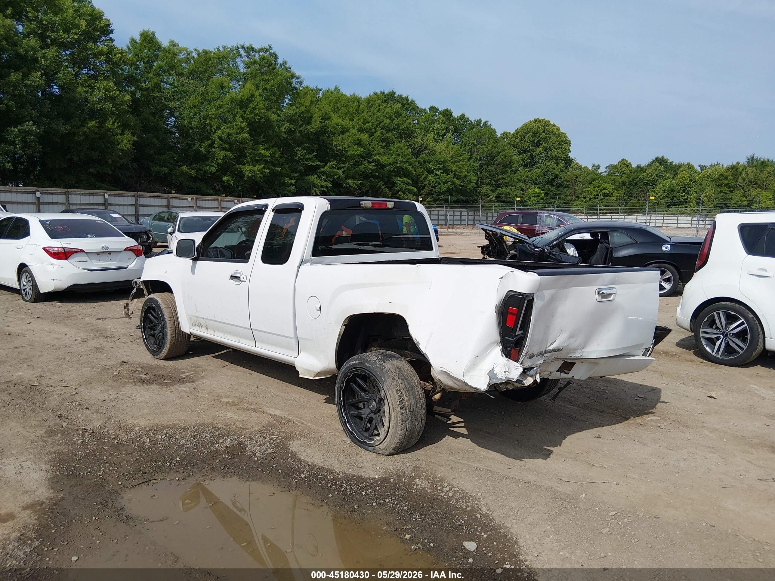 2010 Chevrolet Colorado Work Truck White vin: 1GCESBDE4A8142758