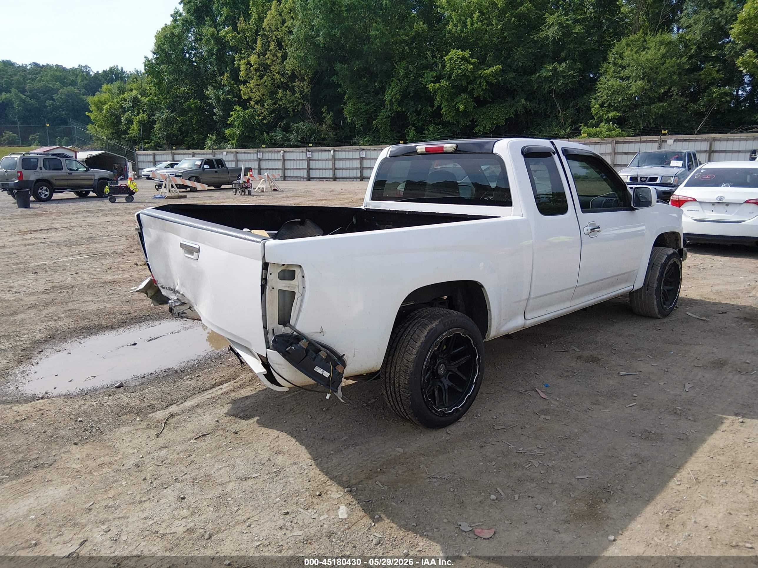 2010 Chevrolet Colorado Work Truck White vin: 1GCESBDE4A8142758