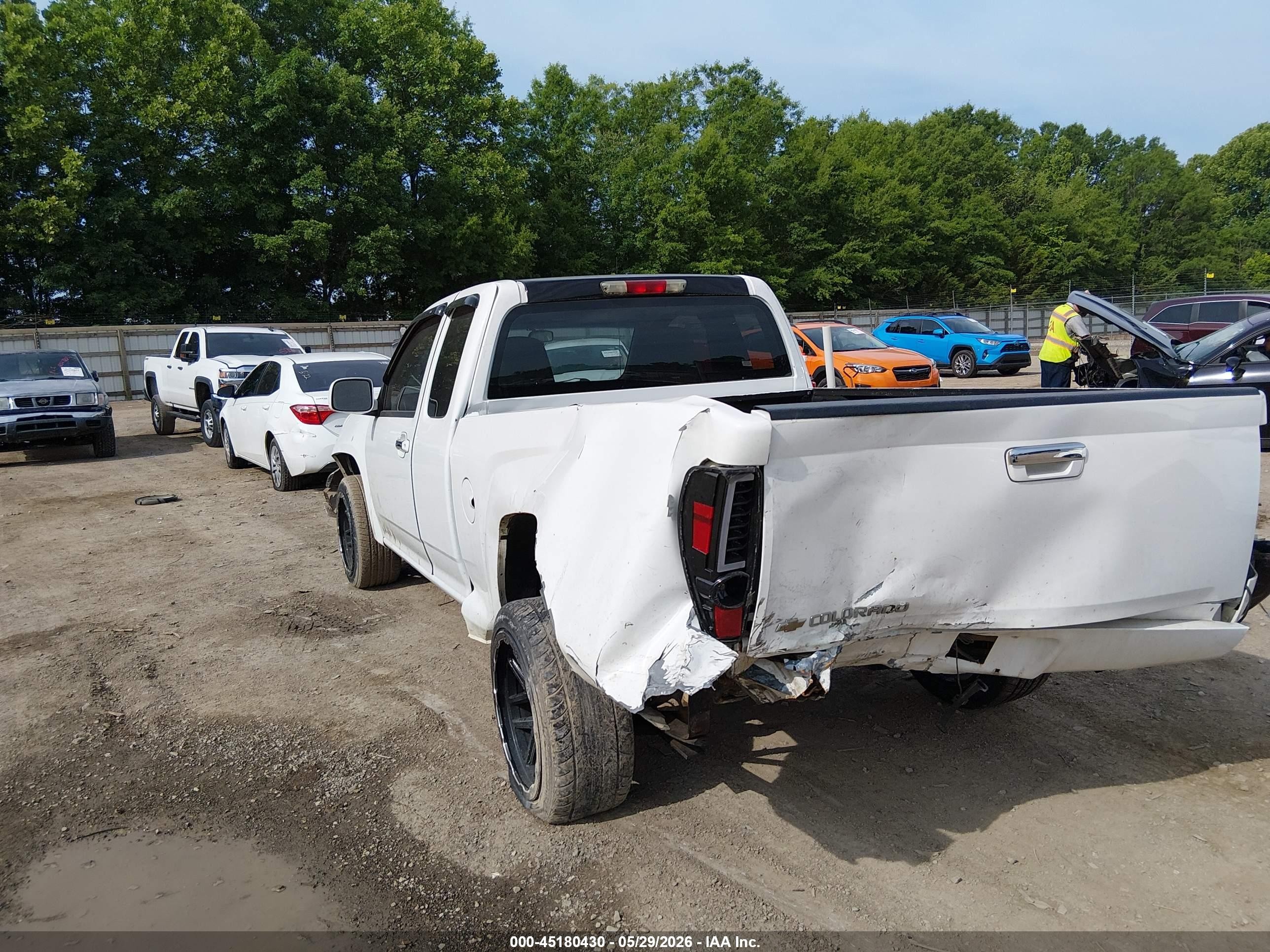 2010 Chevrolet Colorado Work Truck White vin: 1GCESBDE4A8142758