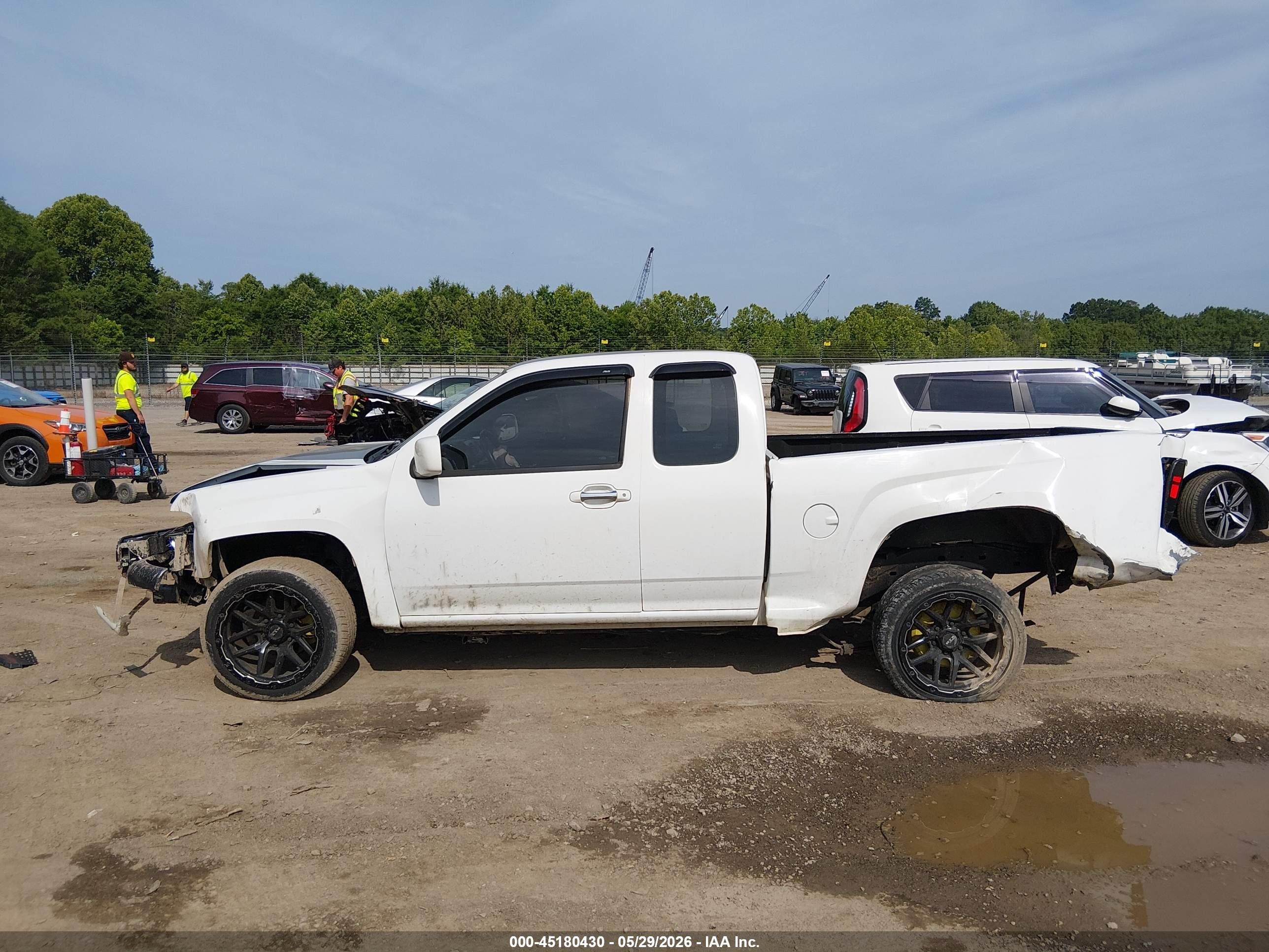 2010 Chevrolet Colorado Work Truck White vin: 1GCESBDE4A8142758