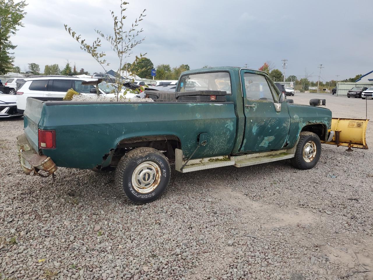 1987 Chevrolet V10 Green vin: 1GCEV14H7HF350702