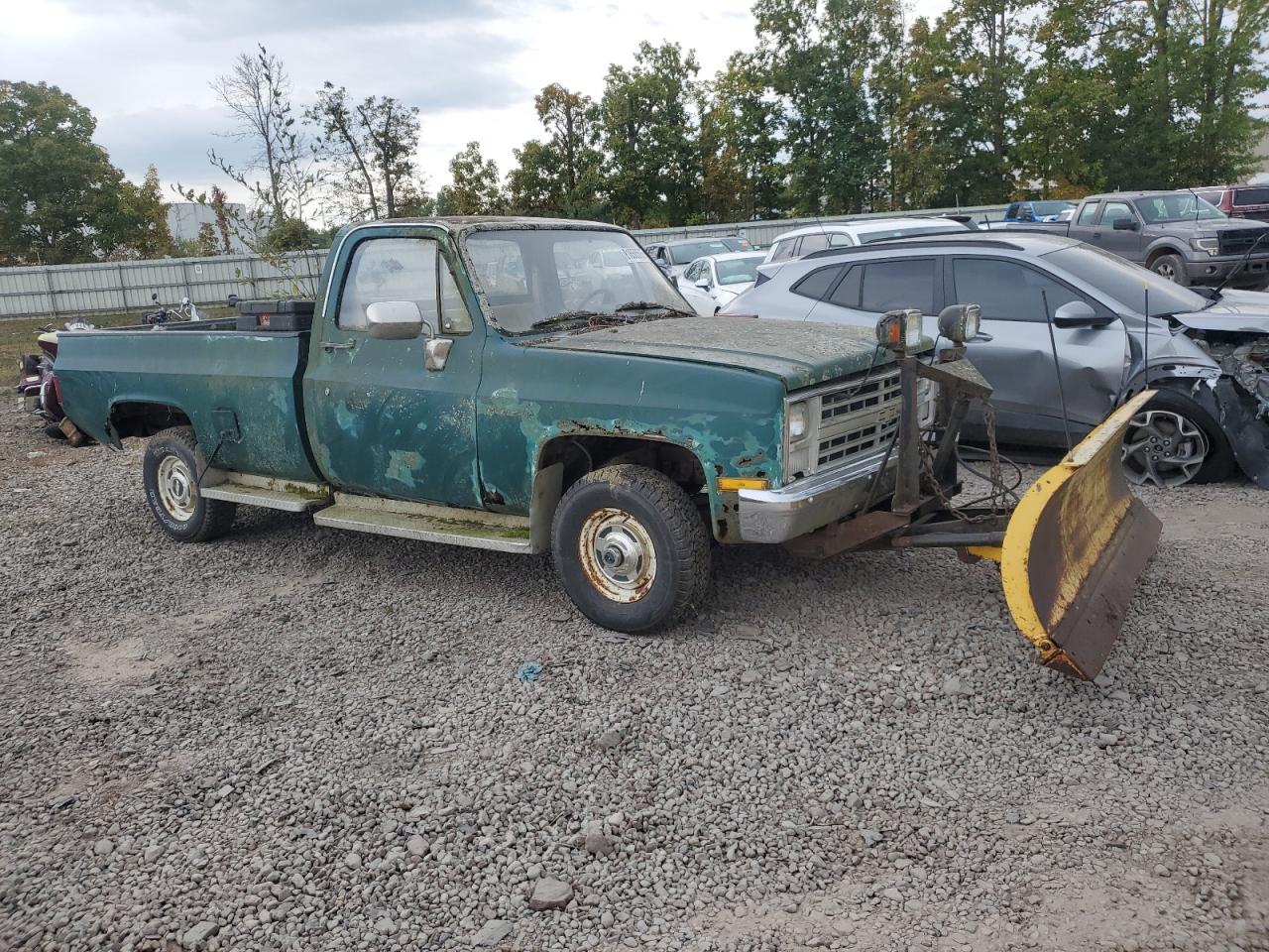 1987 Chevrolet V10 Green vin: 1GCEV14H7HF350702