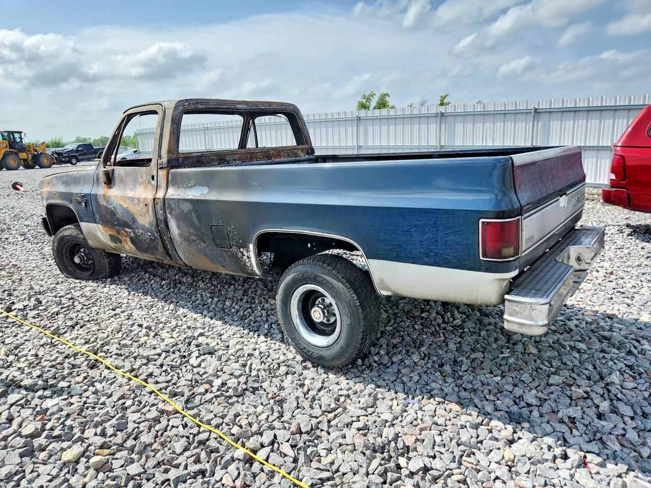 1987 Chevrolet V10 Burn vin: 1GCEV14K2HF378371