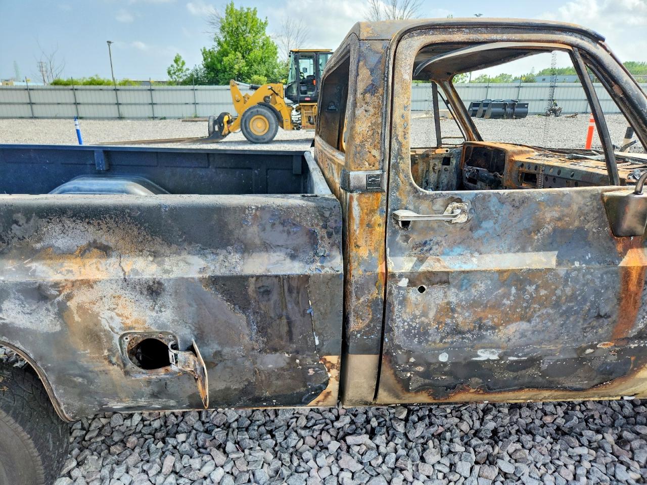 1987 Chevrolet V10 Burn vin: 1GCEV14K2HF378371