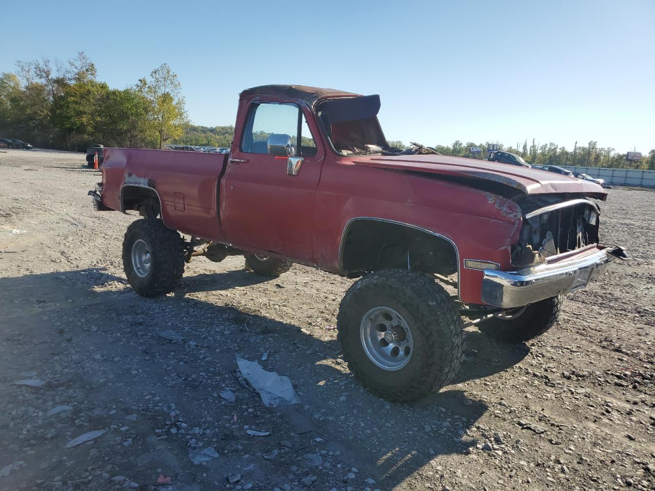 1987 Chevrolet V10 Red vin: 1GCEV14KXHF363861