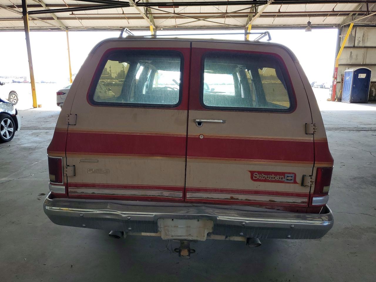 1987 Chevrolet Suburban V10 Желто-коричневый vin: 1GCEV16K4HF115571