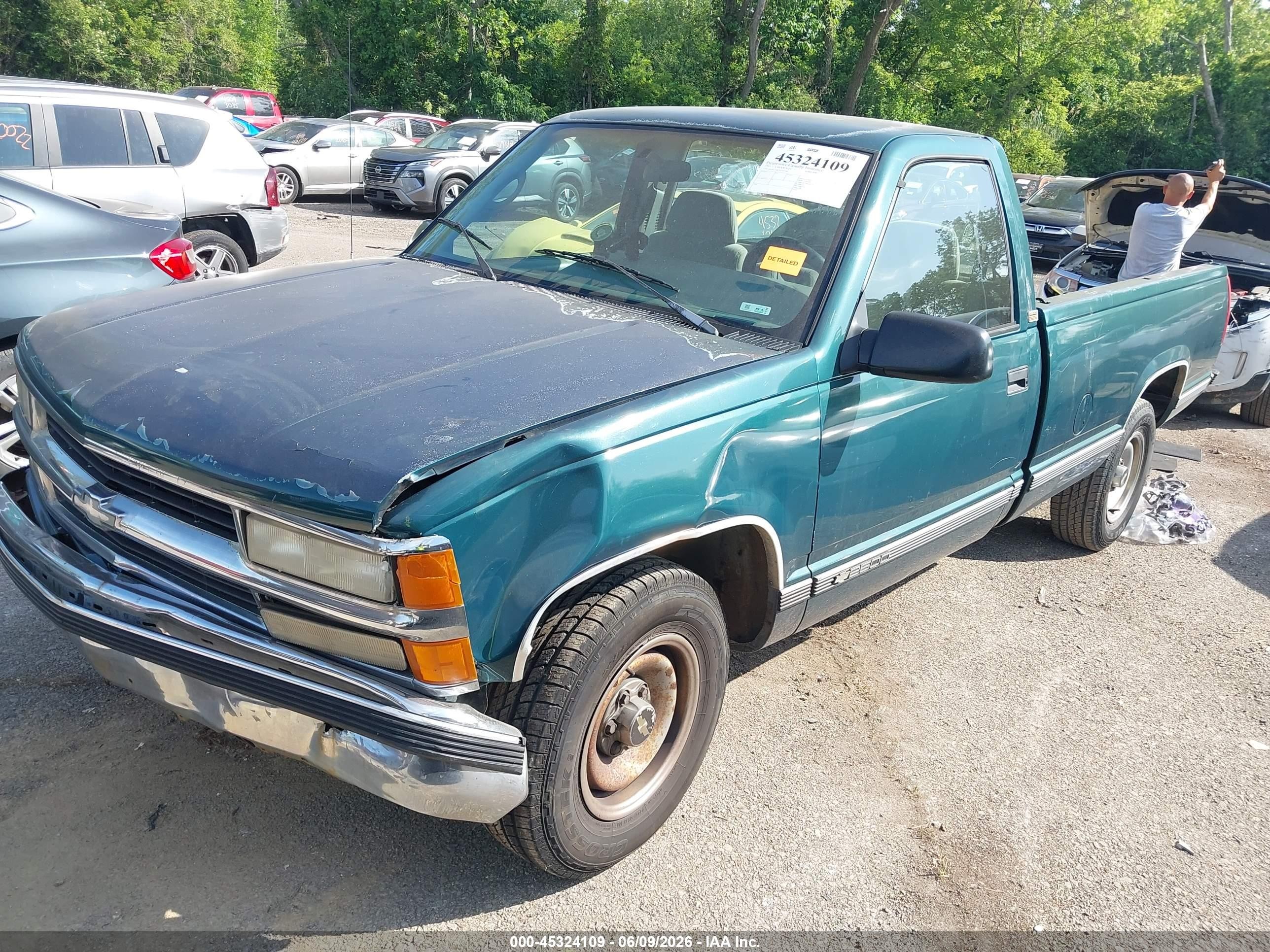 1995 Chevrolet Gmt-400 C2500 Green vin: 1GCFC24K1SZ147709
