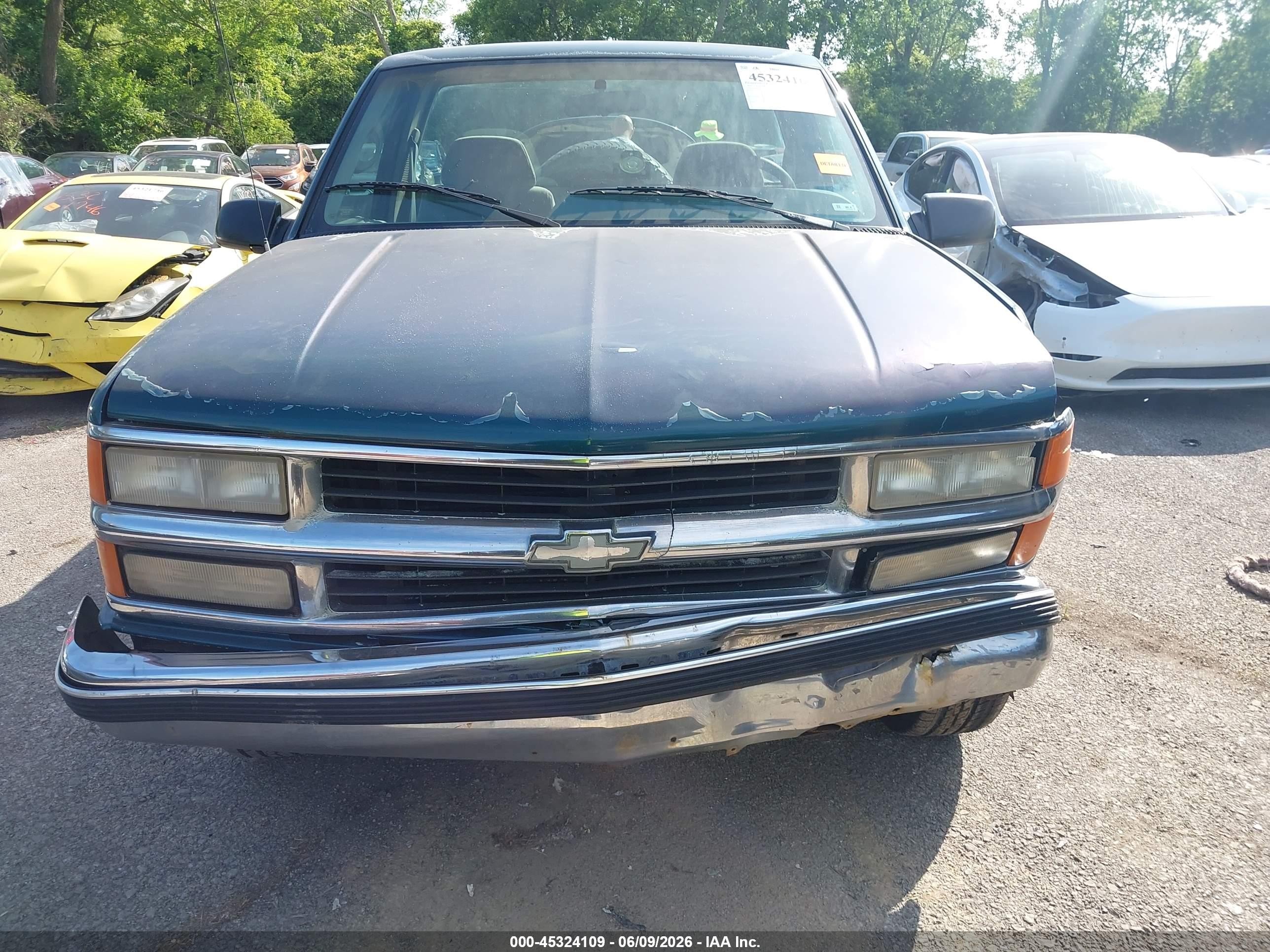 1995 Chevrolet Gmt-400 C2500 Green vin: 1GCFC24K1SZ147709