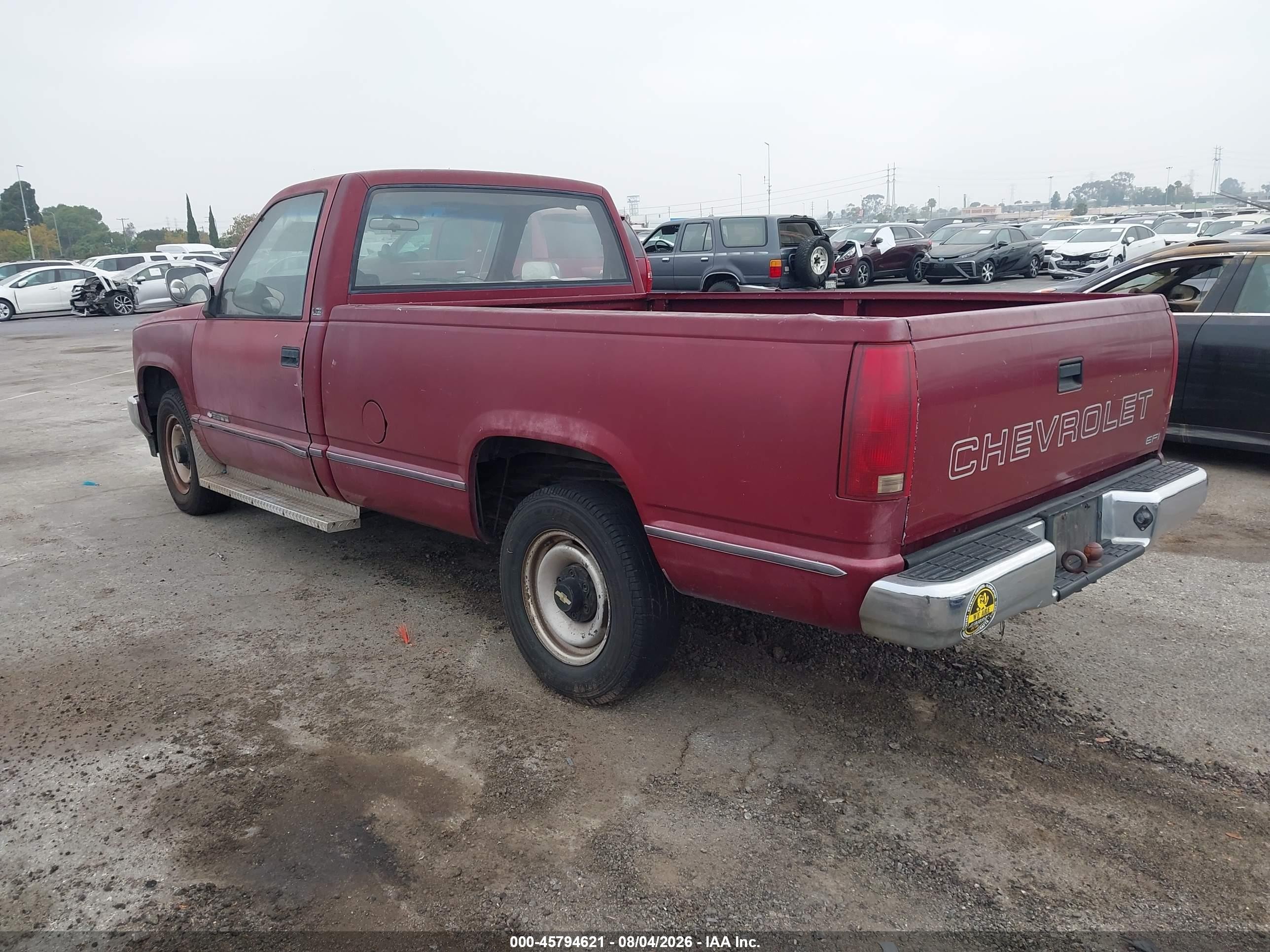 1989 Chevrolet Gmt-400 C2500 Бордовый vin: 1GCFC24K4KE148442
