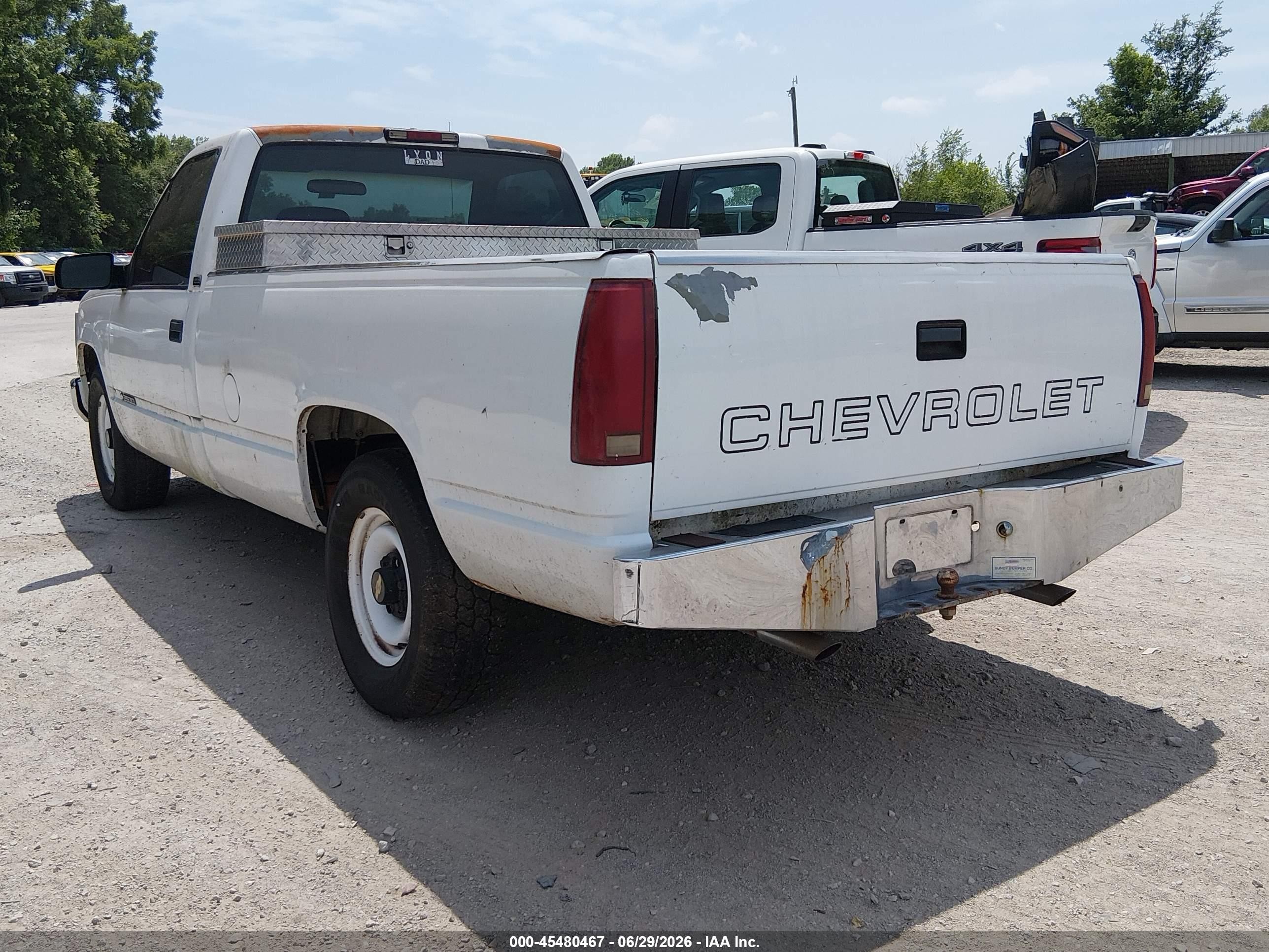 1995 Chevrolet Gmt-400 C2500 White vin: 1GCFC24K4SZ100531