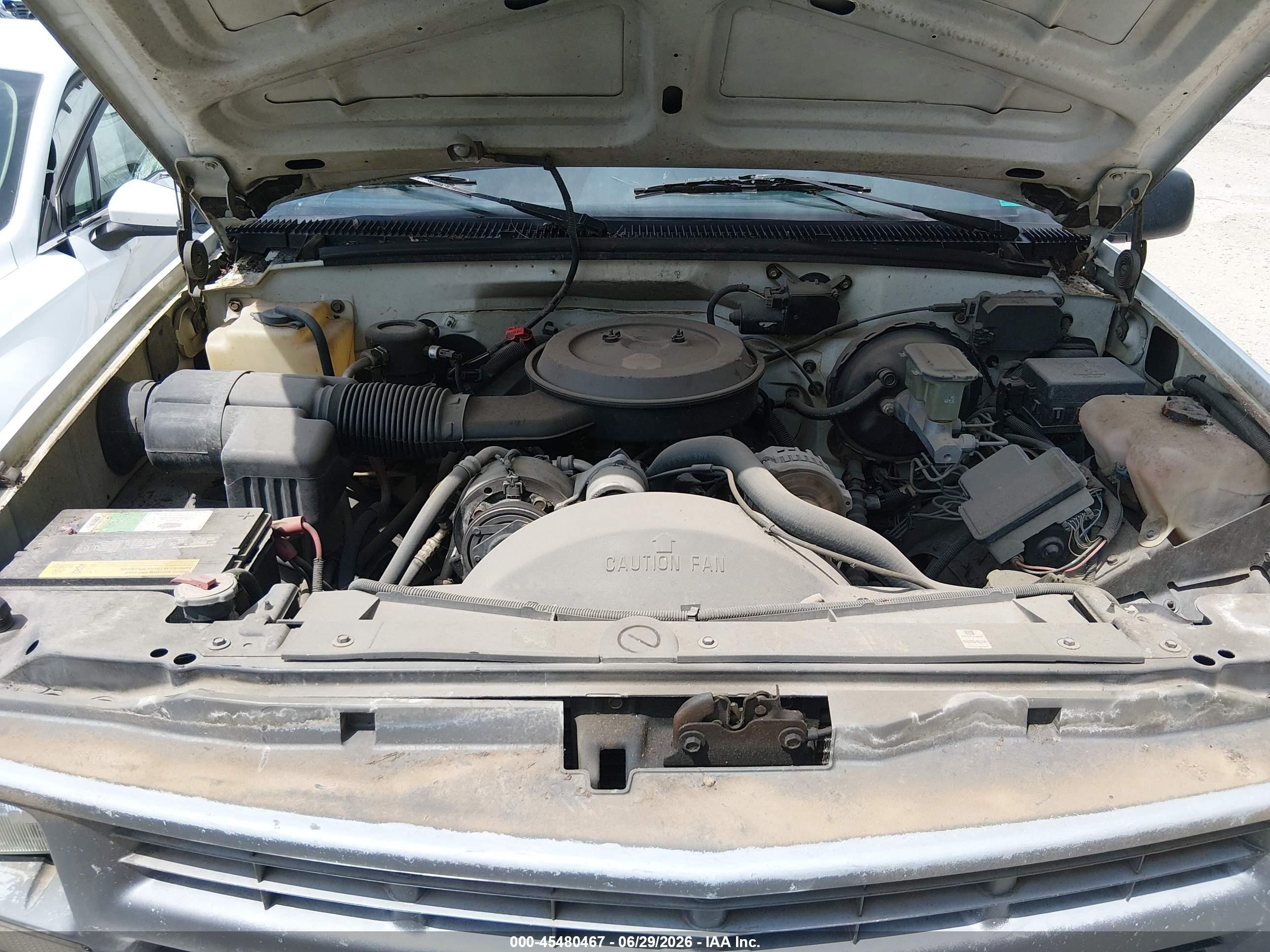 1995 Chevrolet Gmt-400 C2500 White vin: 1GCFC24K4SZ100531
