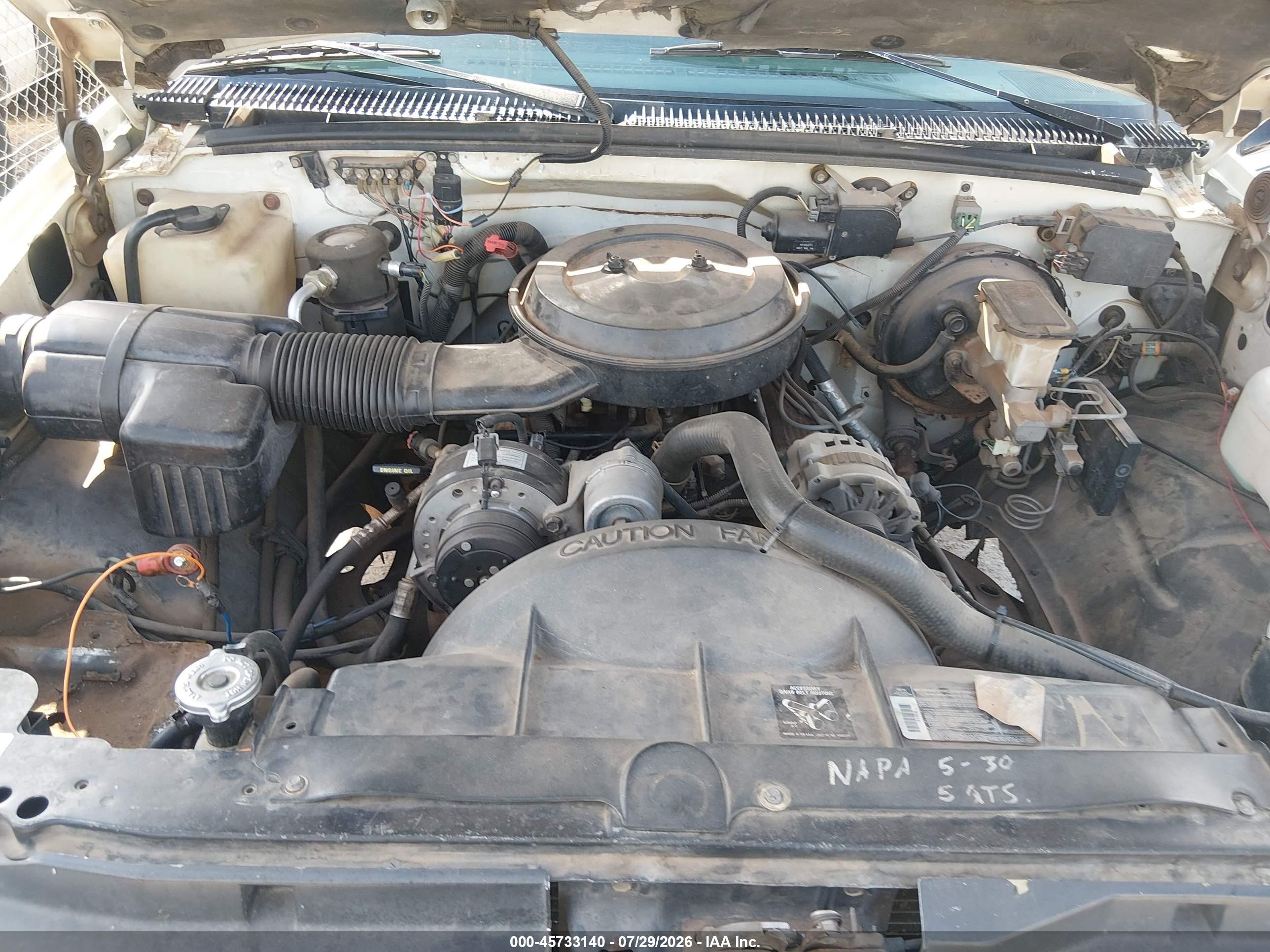 1994 Chevrolet Gmt-400 C2500 White vin: 1GCFC24K5RZ284047