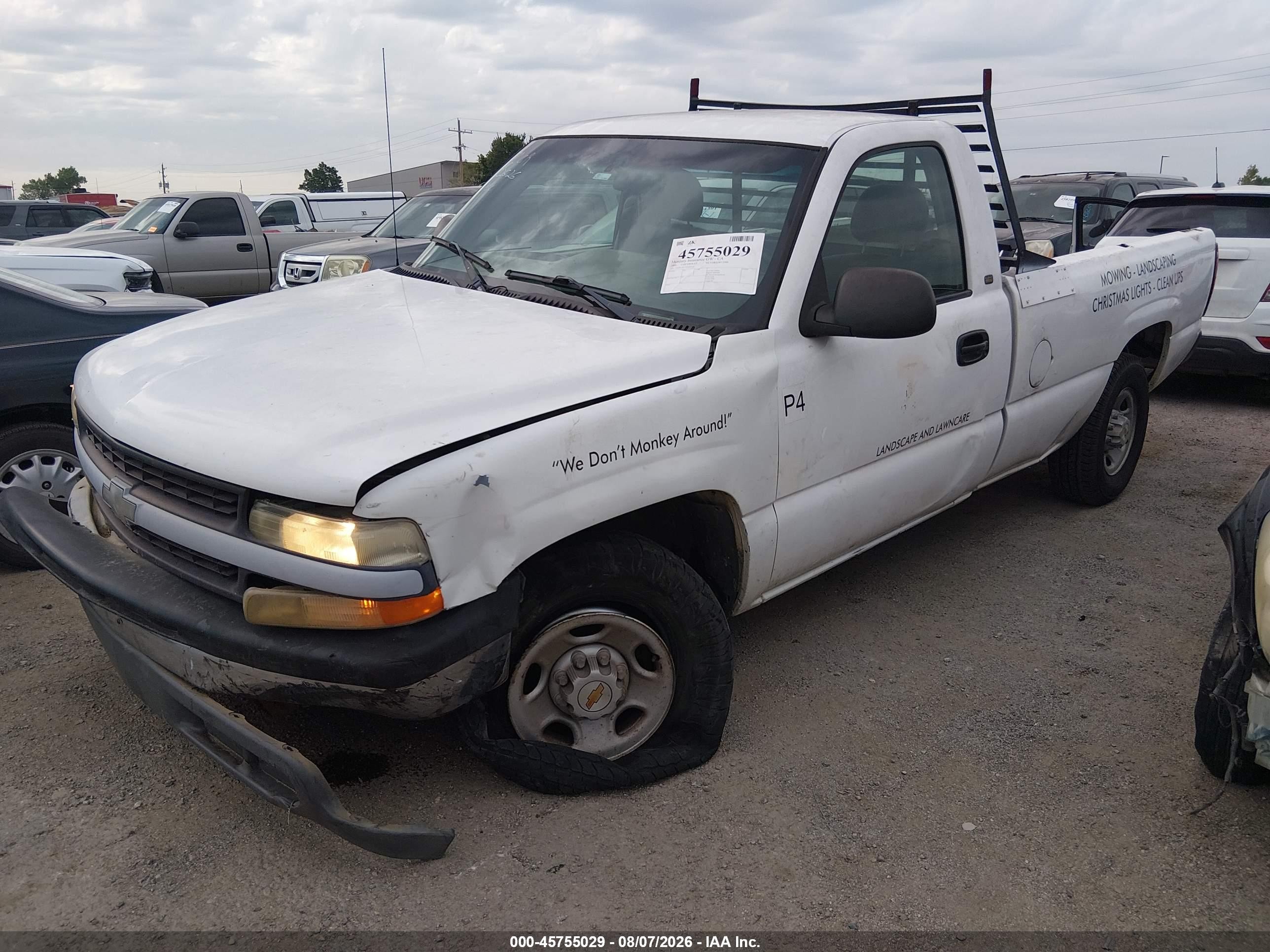 2000 Chevrolet Silverado 2500   Белый vin: 1GCFC24T7YZ263126