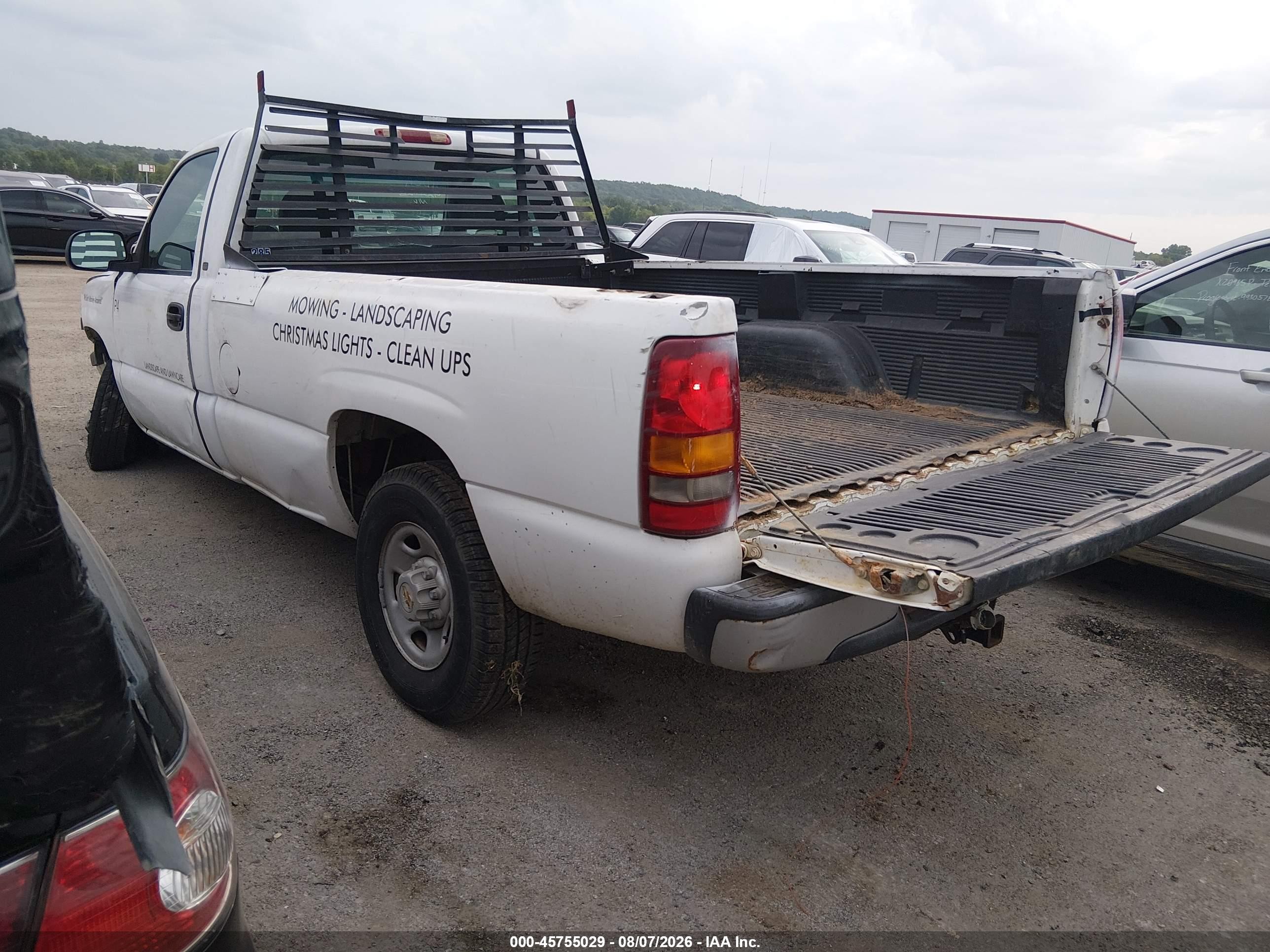 2000 Chevrolet Silverado 2500   Белый vin: 1GCFC24T7YZ263126