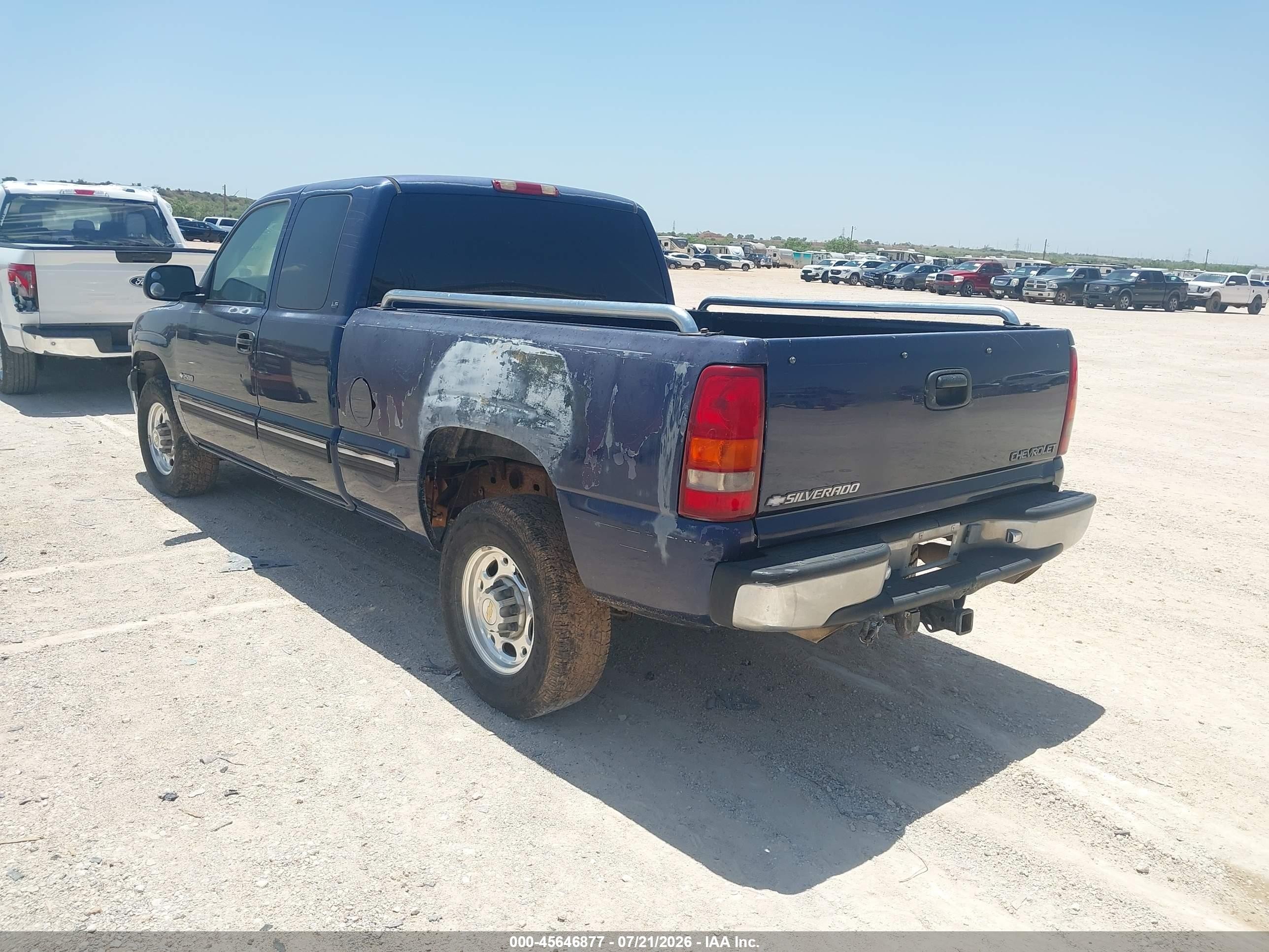 2000 Chevrolet Silverado 2500 Ls Dark Blue vin: 1GCFC29U8YZ125340