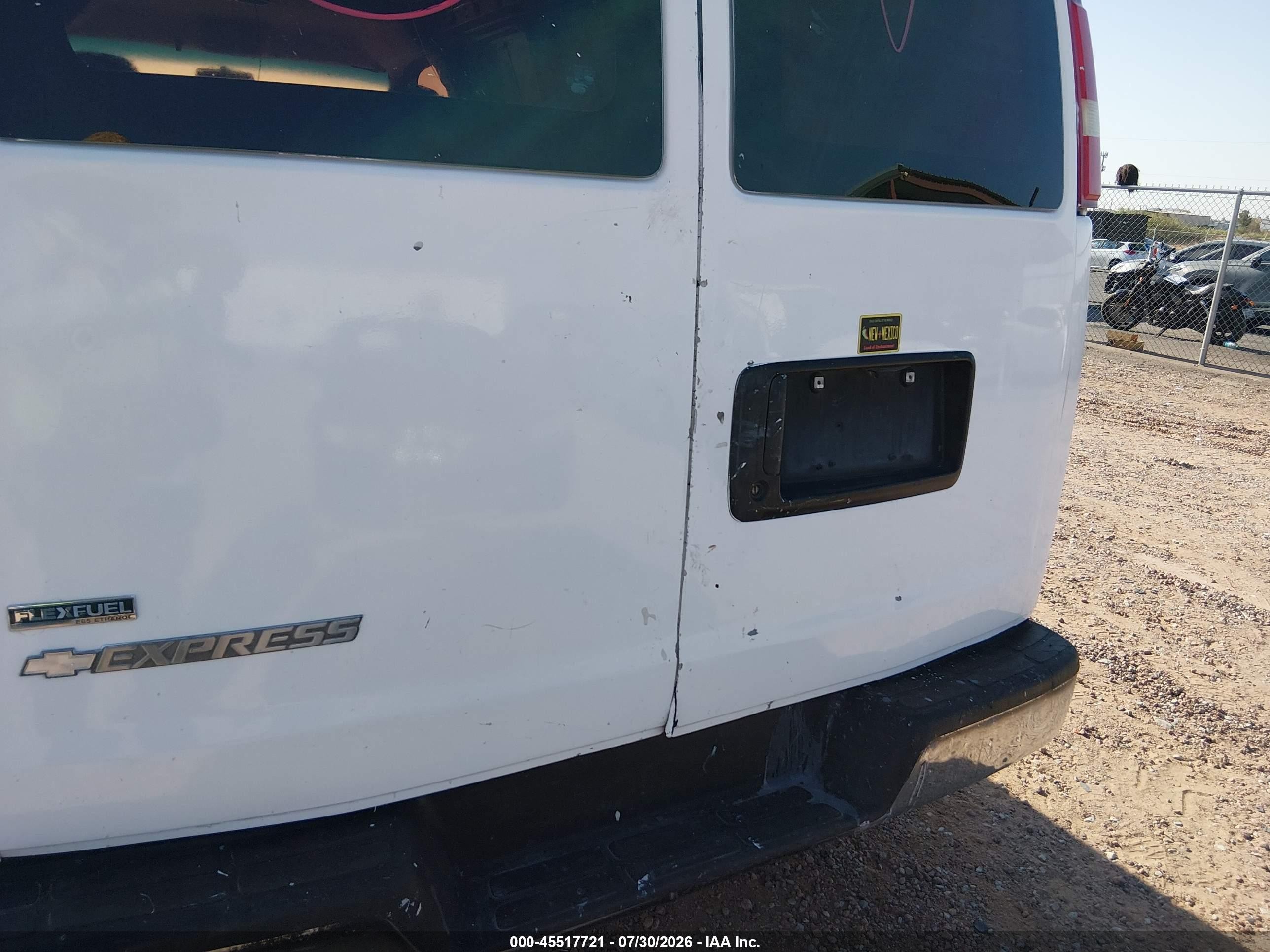 2008 Chevrolet Express Work Van White vin: 1GCFG154681188259