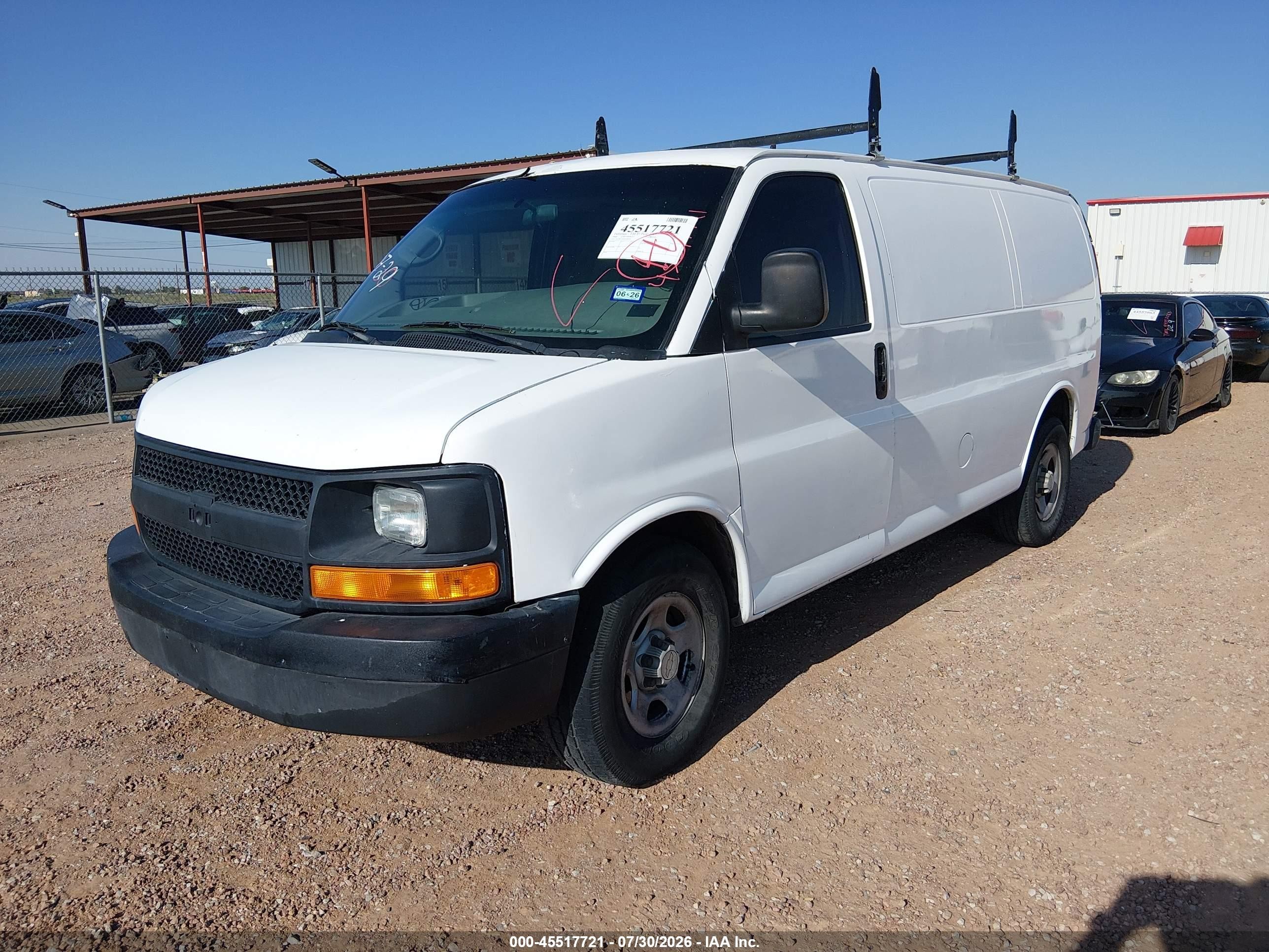 2008 Chevrolet Express Work Van White vin: 1GCFG154681188259