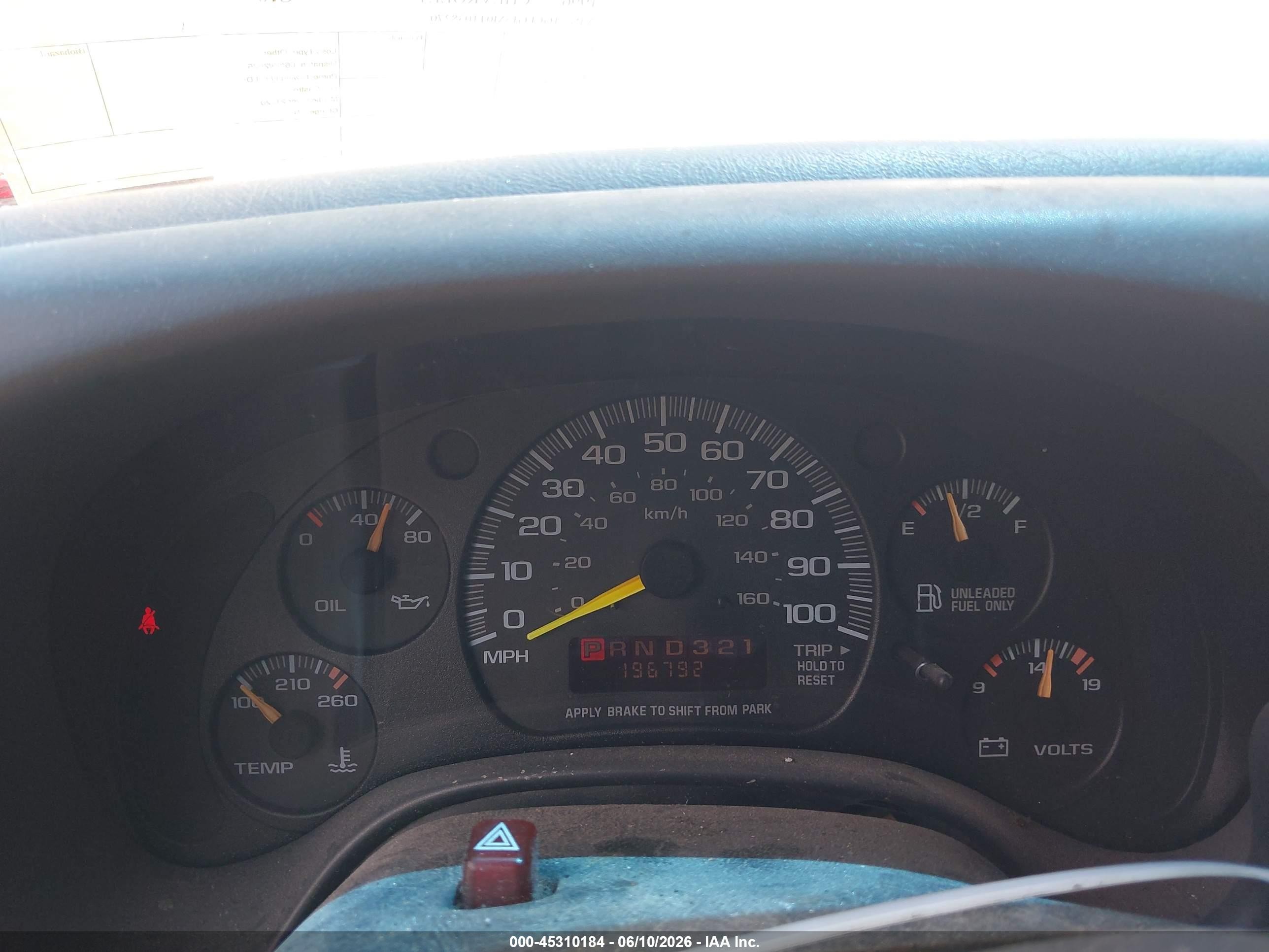 1996 Chevrolet G10   Белый vin: 1GCFG15M0T1038270