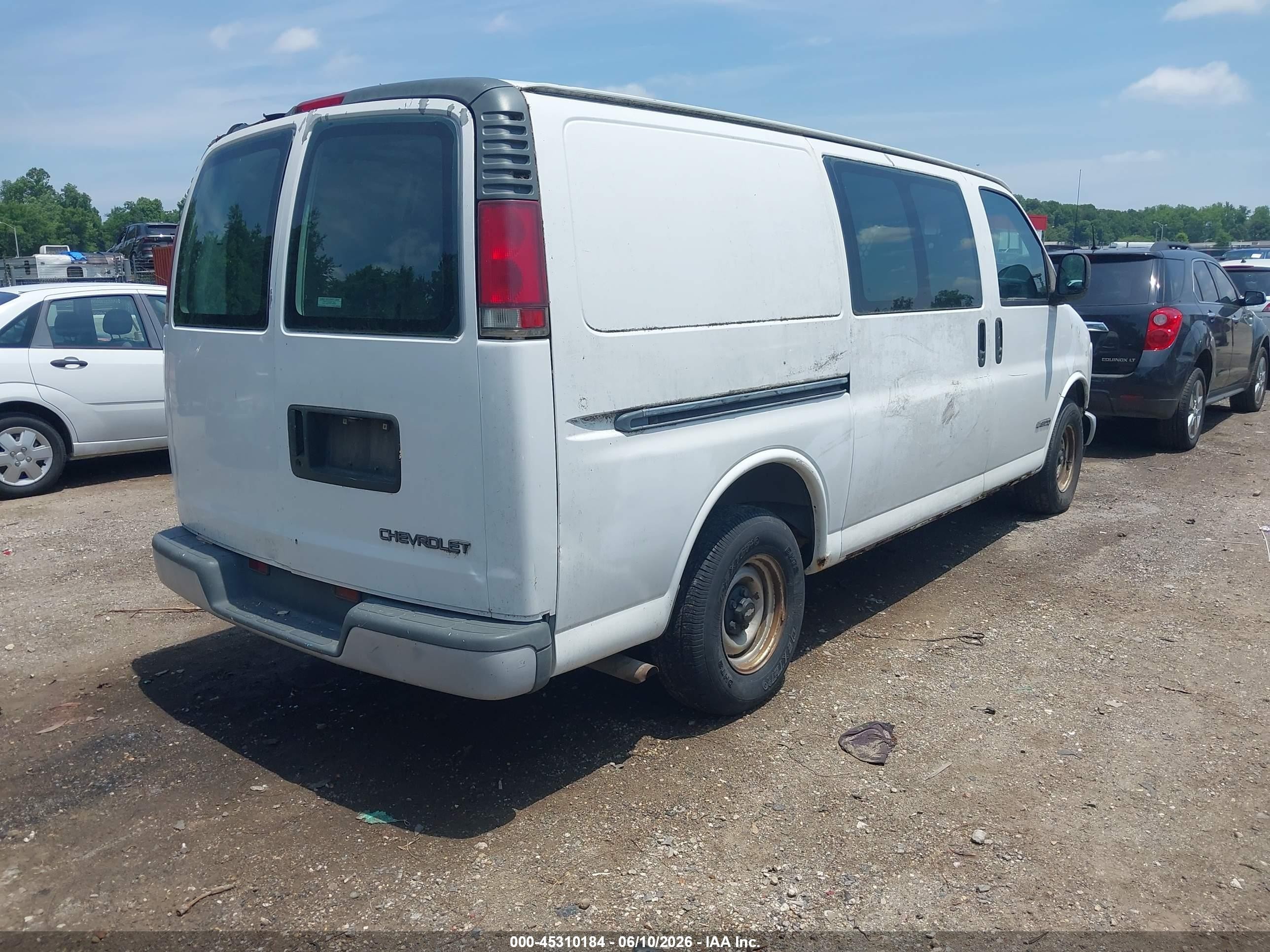 1996 Chevrolet G10   Белый vin: 1GCFG15M0T1038270