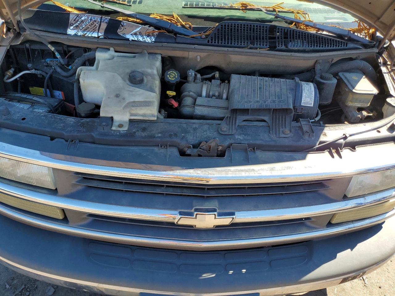 2002 Chevrolet Express G1500 Tan vin: 1GCFG15R021194402