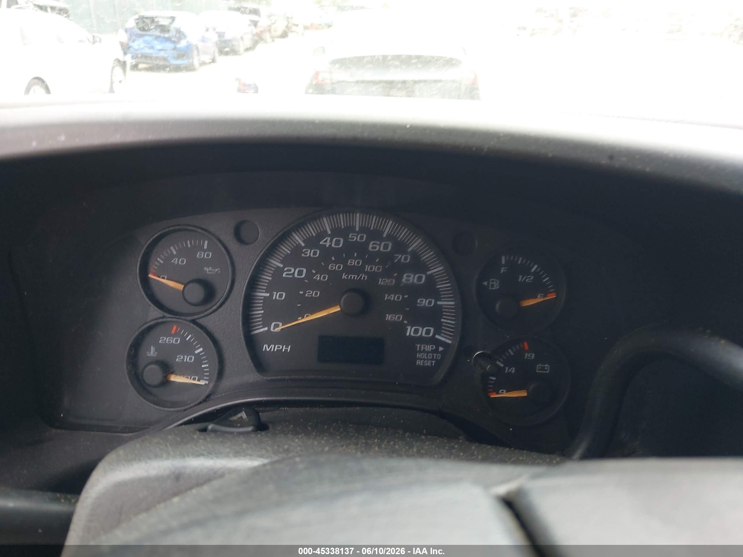 2006 Chevrolet Express Work Van Белый vin: 1GCFG15T461183078
