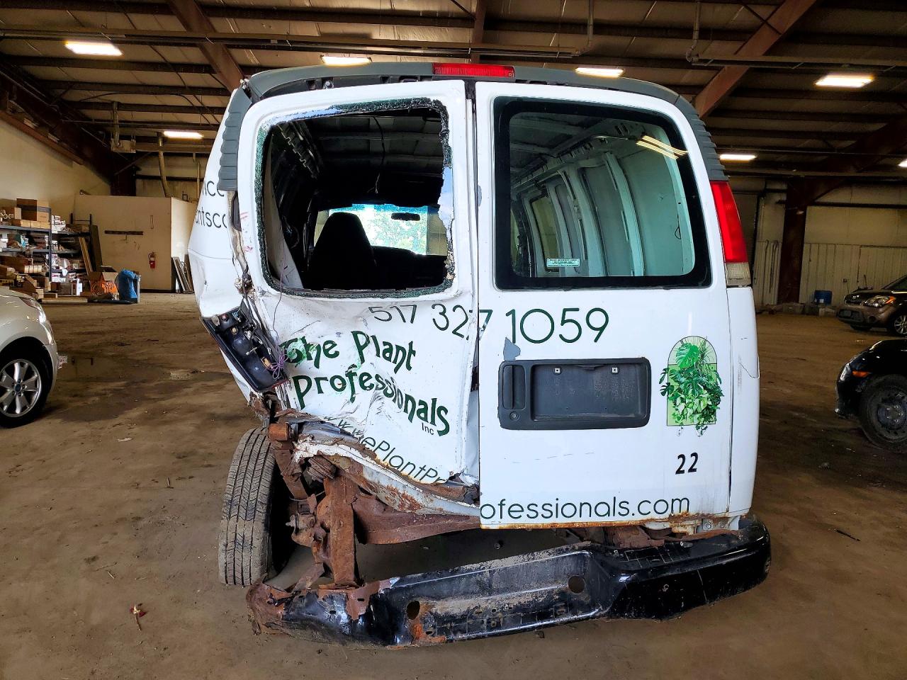 1999 Chevrolet Express G1500 White vin: 1GCFG15W6X1098514