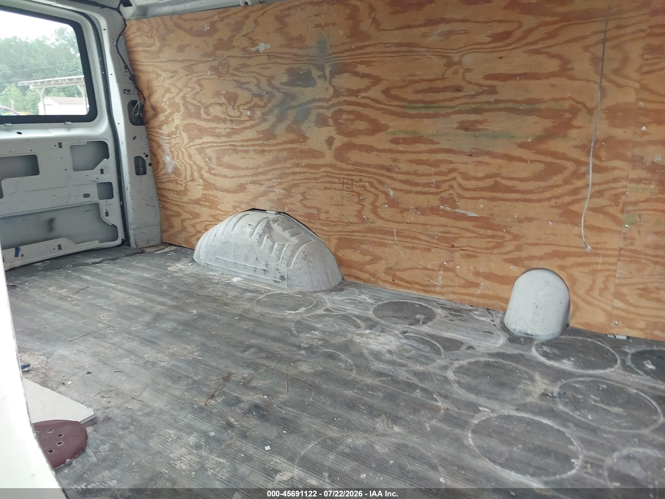 2007 Chevrolet Express Work Van Белый vin: 1GCFG15X071131452