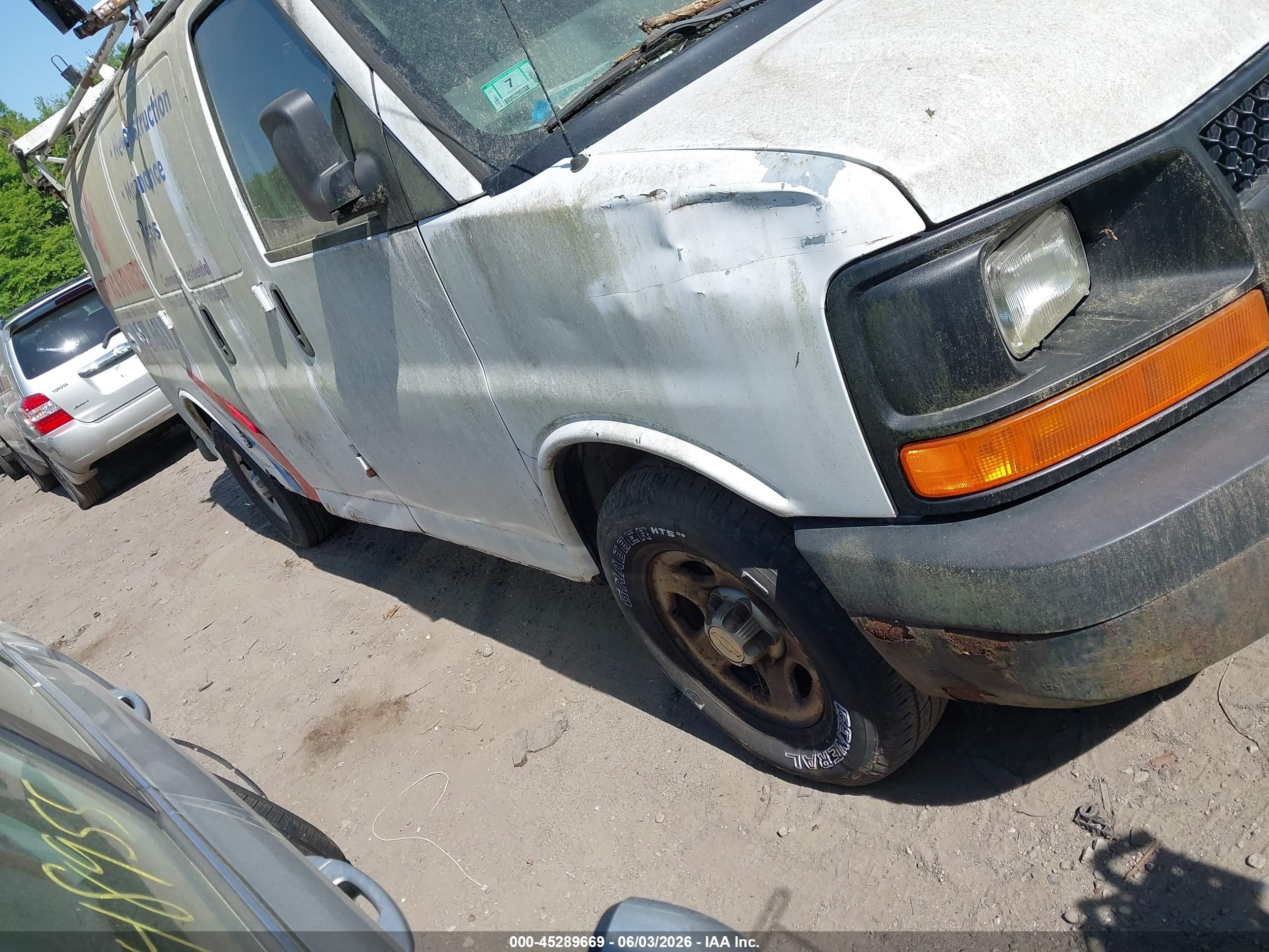 1GCFG15X371108358